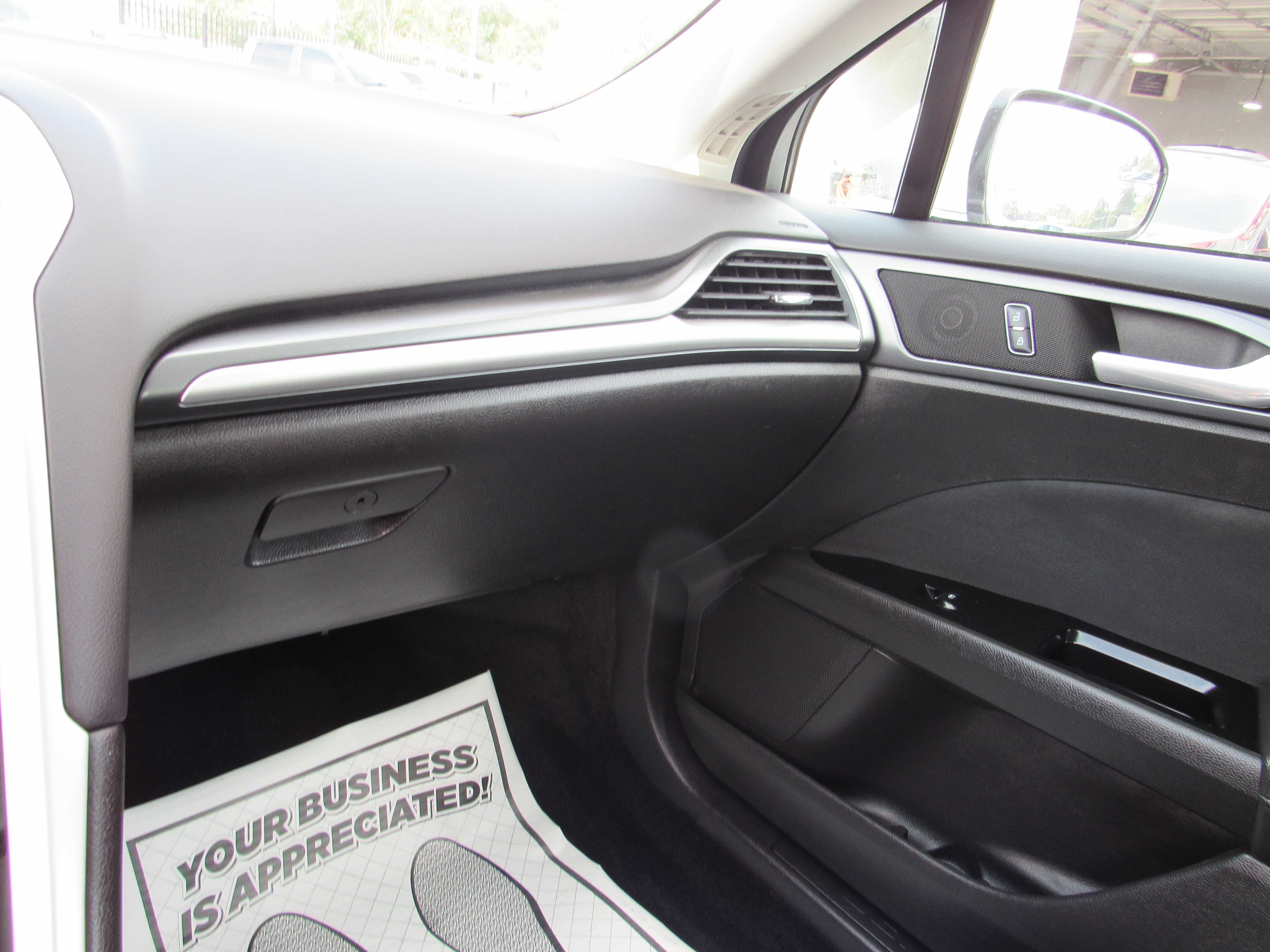 SILVER, 2014 FORD FUSION Thumnail Image 18