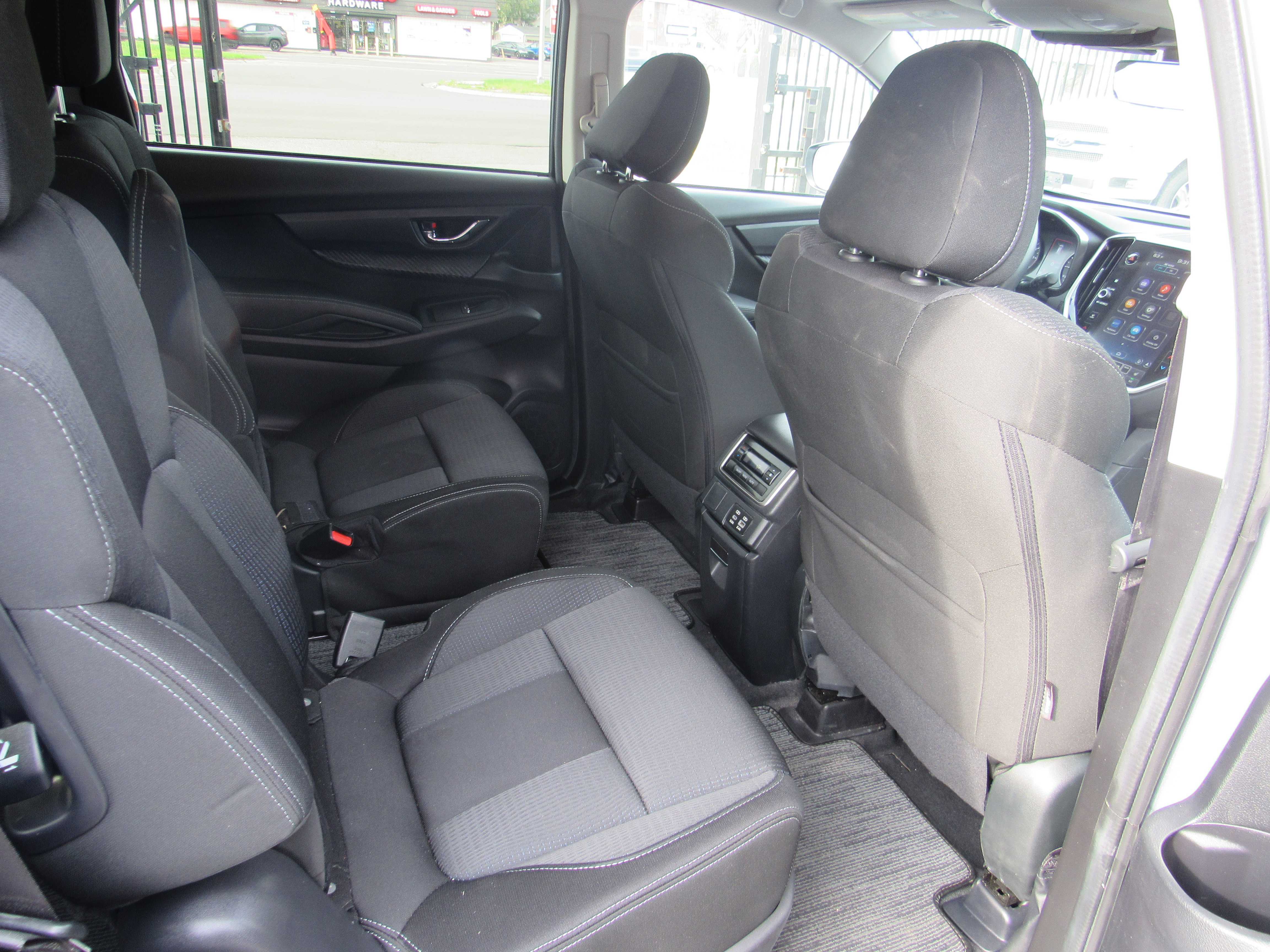 GREY, 2024 SUBARU ASCENT Thumnail Image 9