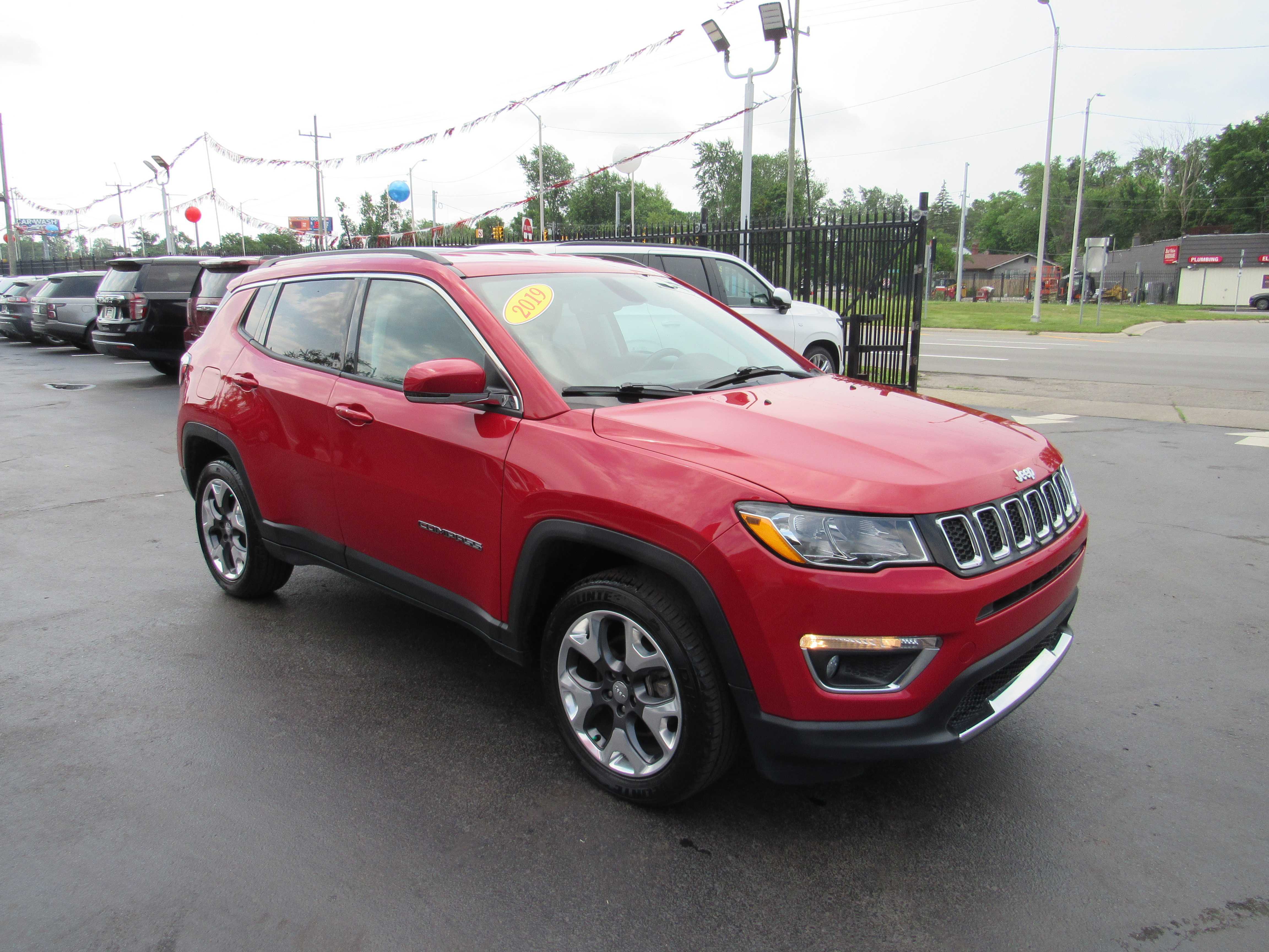 RED, 2019 JEEP COMPASS Thumnail Image 4