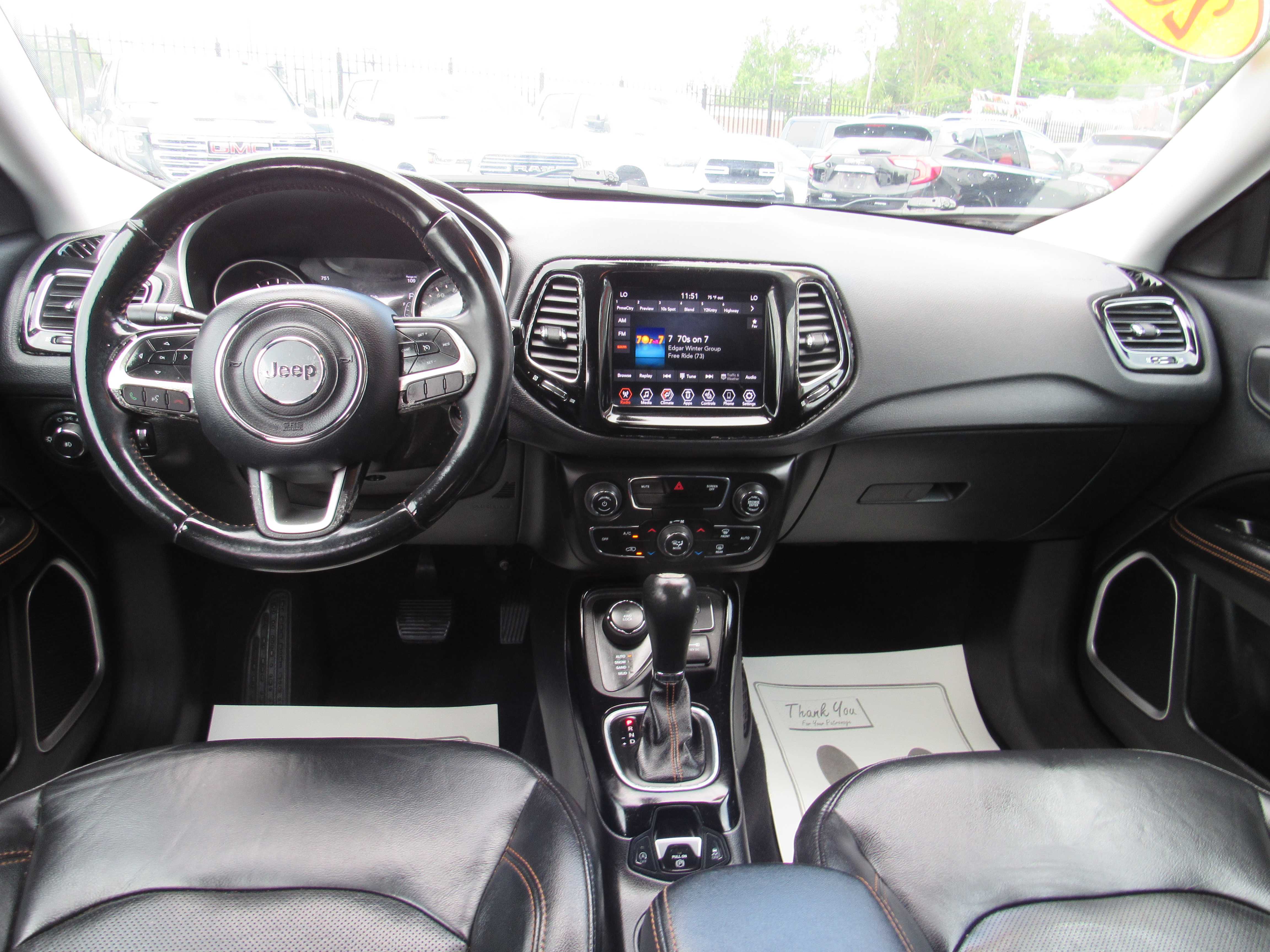 RED, 2019 JEEP COMPASS Thumnail Image 11