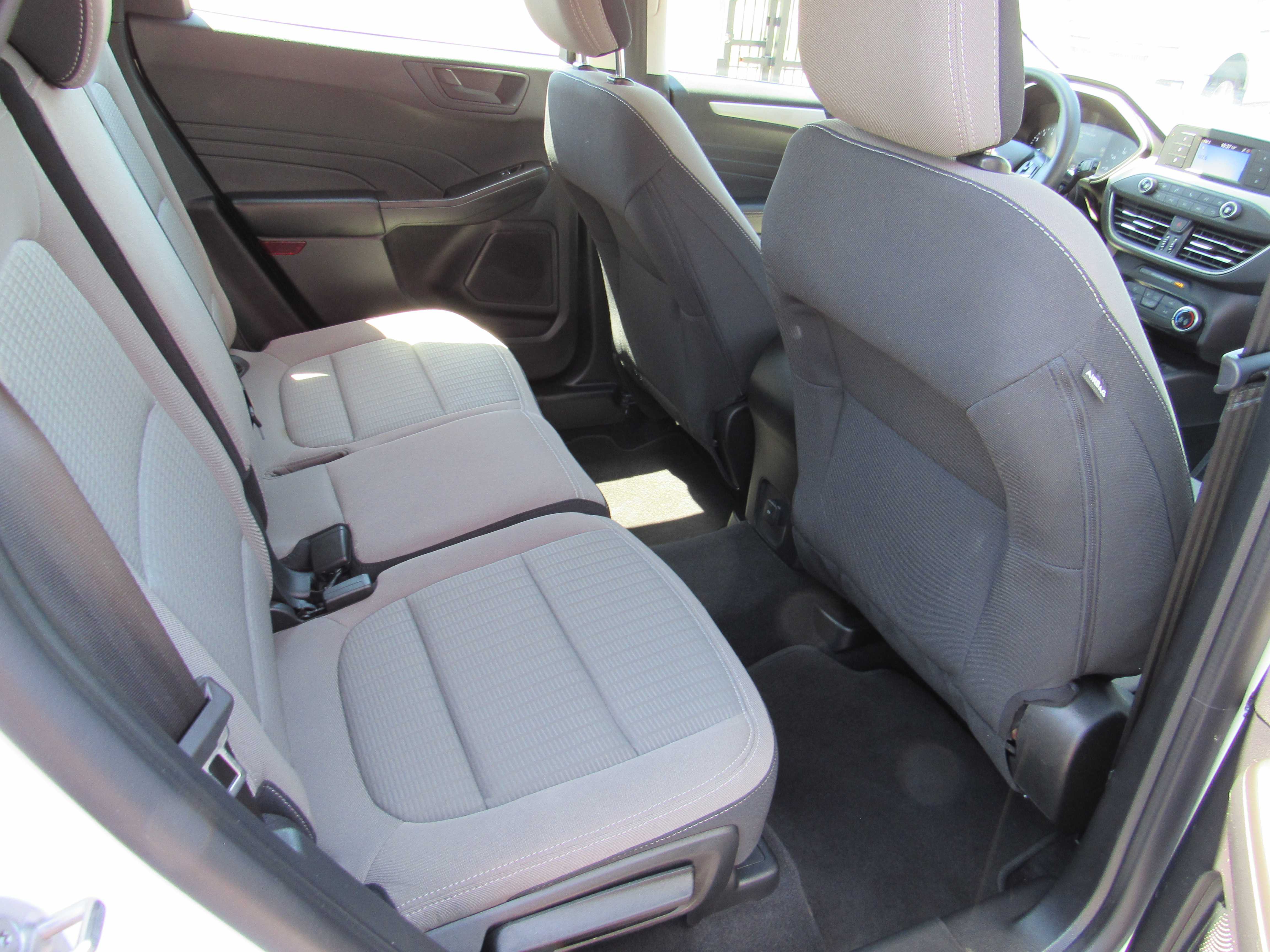 WHITE, 2021 FORD ESCAPE Thumnail Image 9