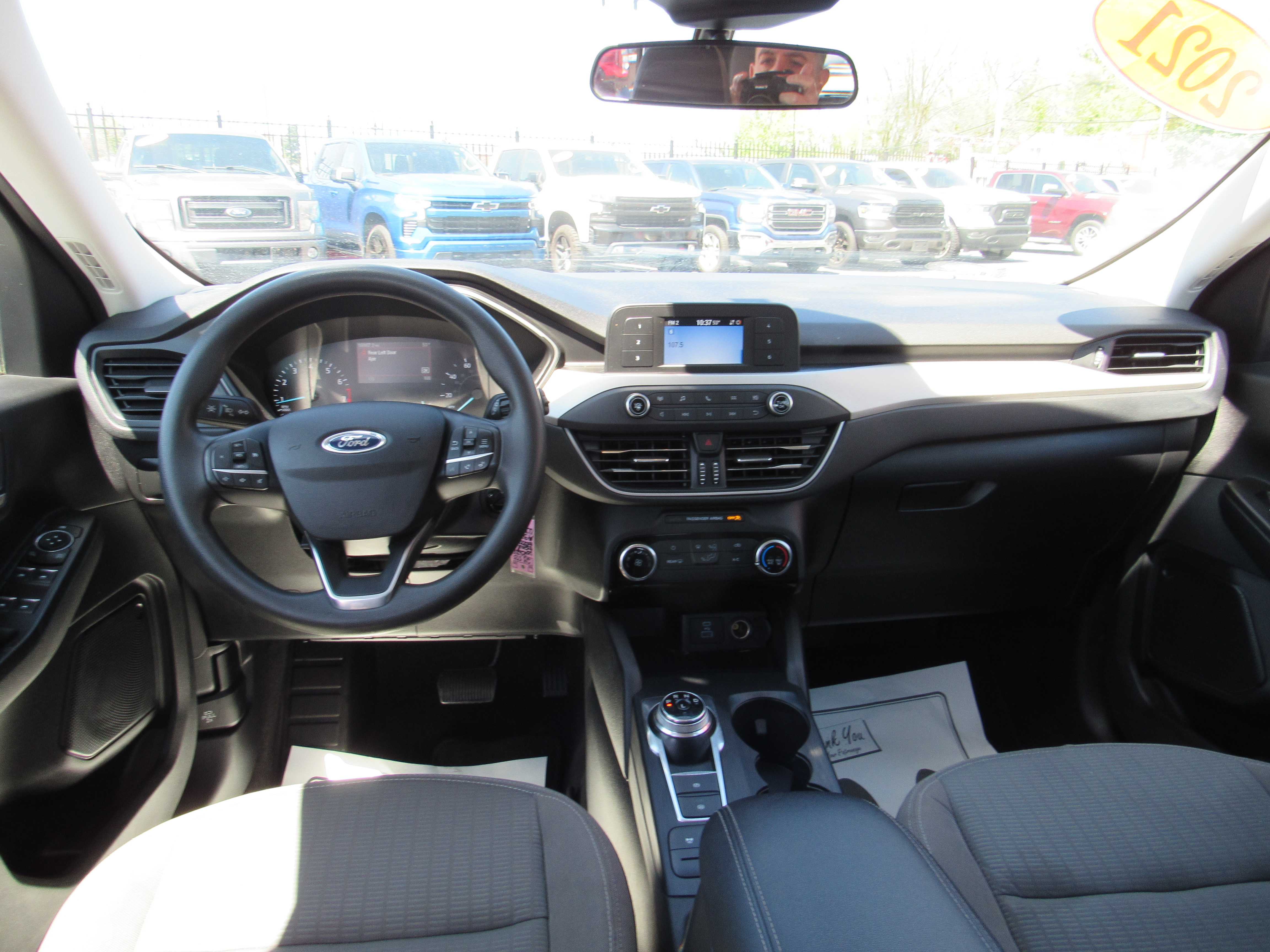 WHITE, 2021 FORD ESCAPE Thumnail Image 10