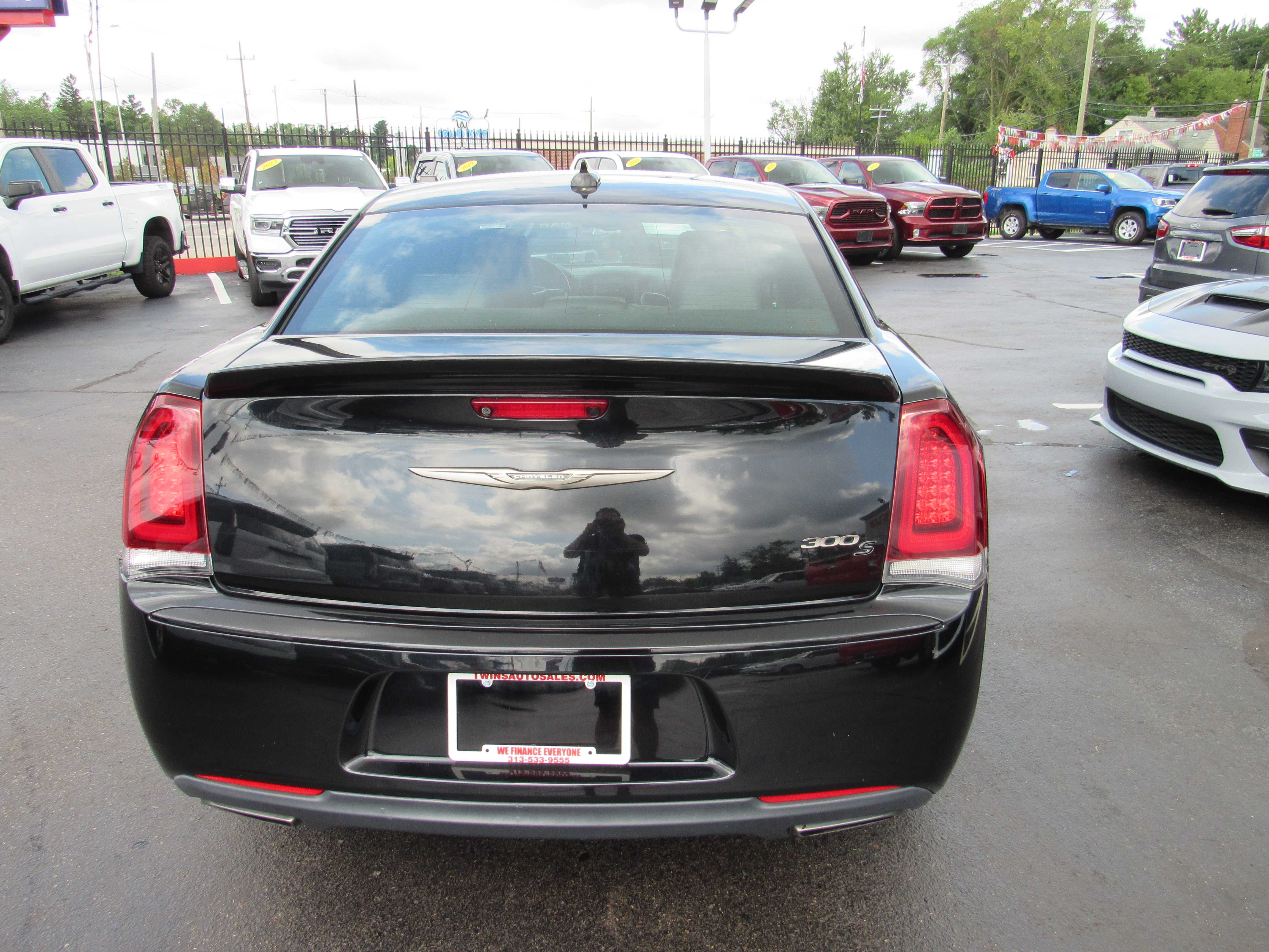BLACK, 2017 CHRYSLER 300 Thumnail Image 7