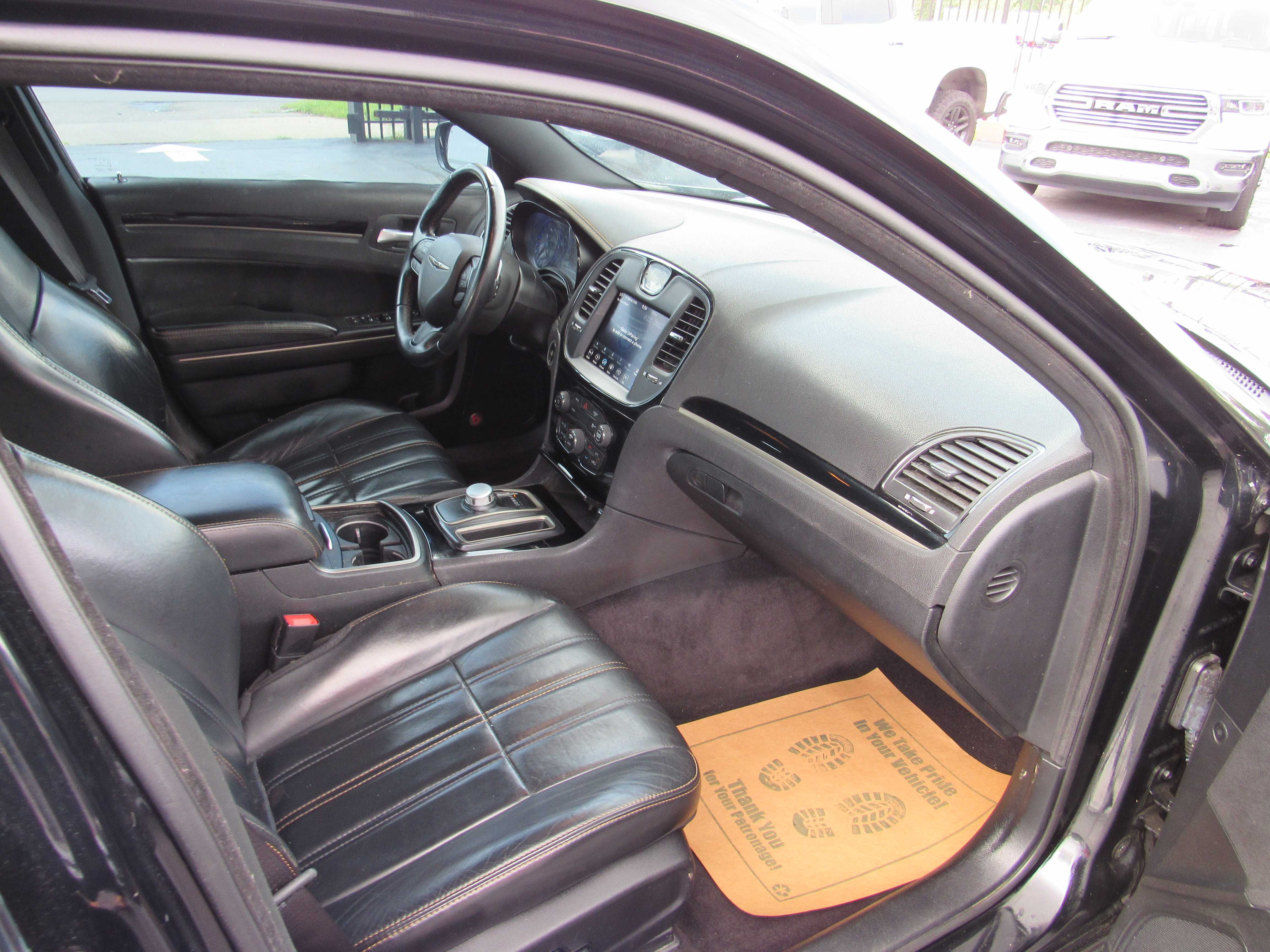 BLACK, 2017 CHRYSLER 300 Thumnail Image 9