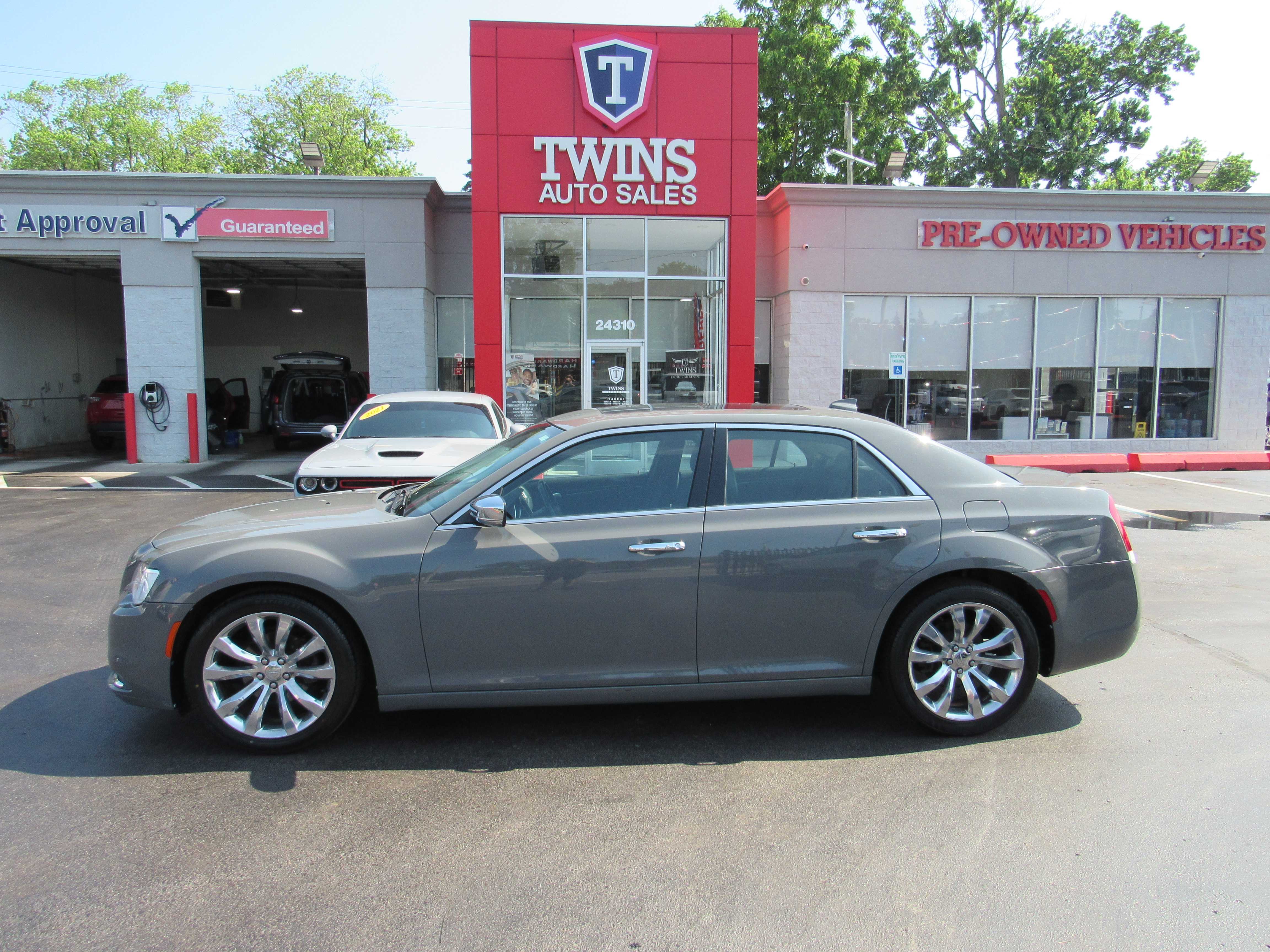 GREY, 2019 CHRYSLER 300 Image 