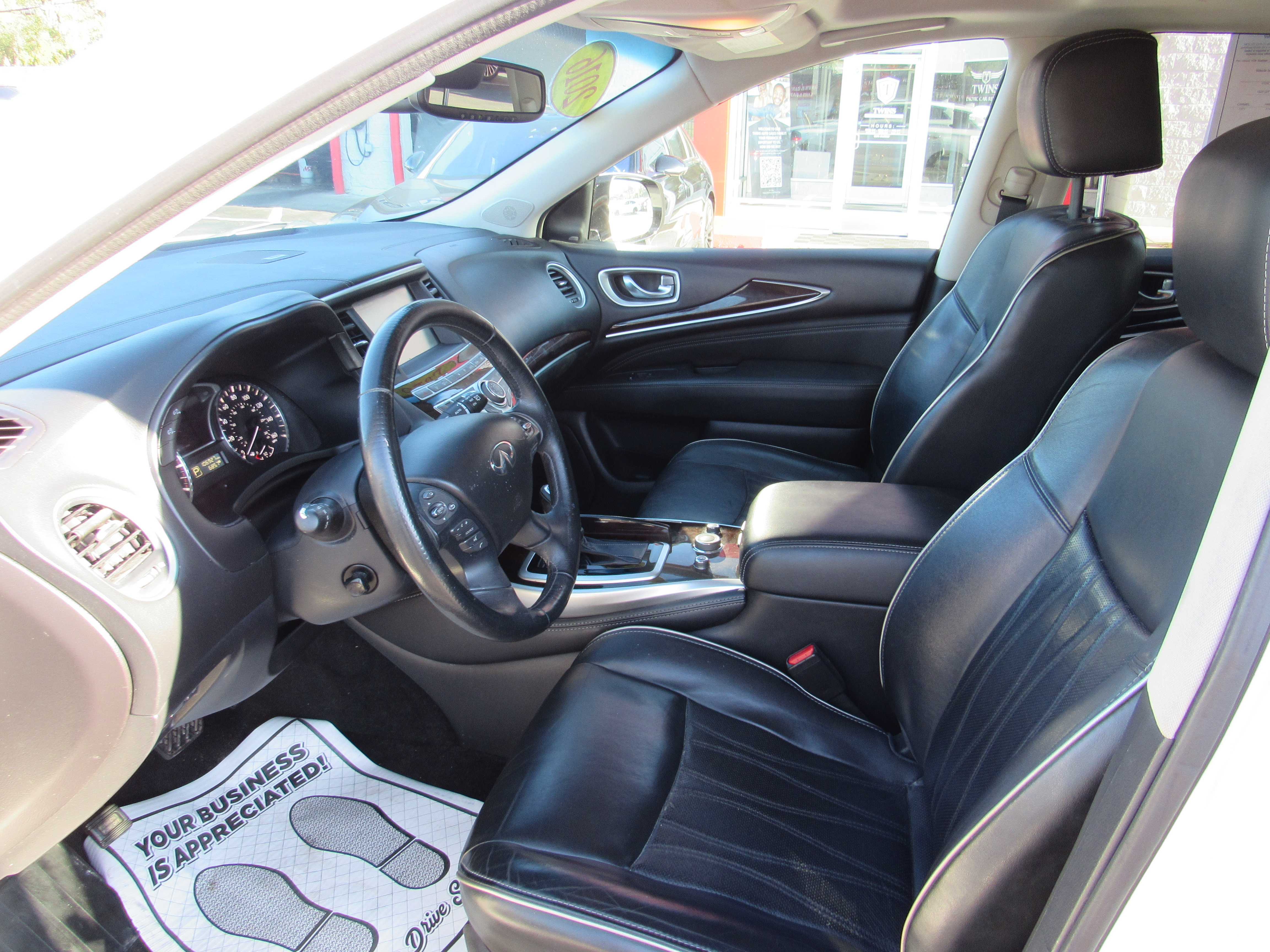WHITE, 2016 INFINITI QX60 Thumnail Image 18