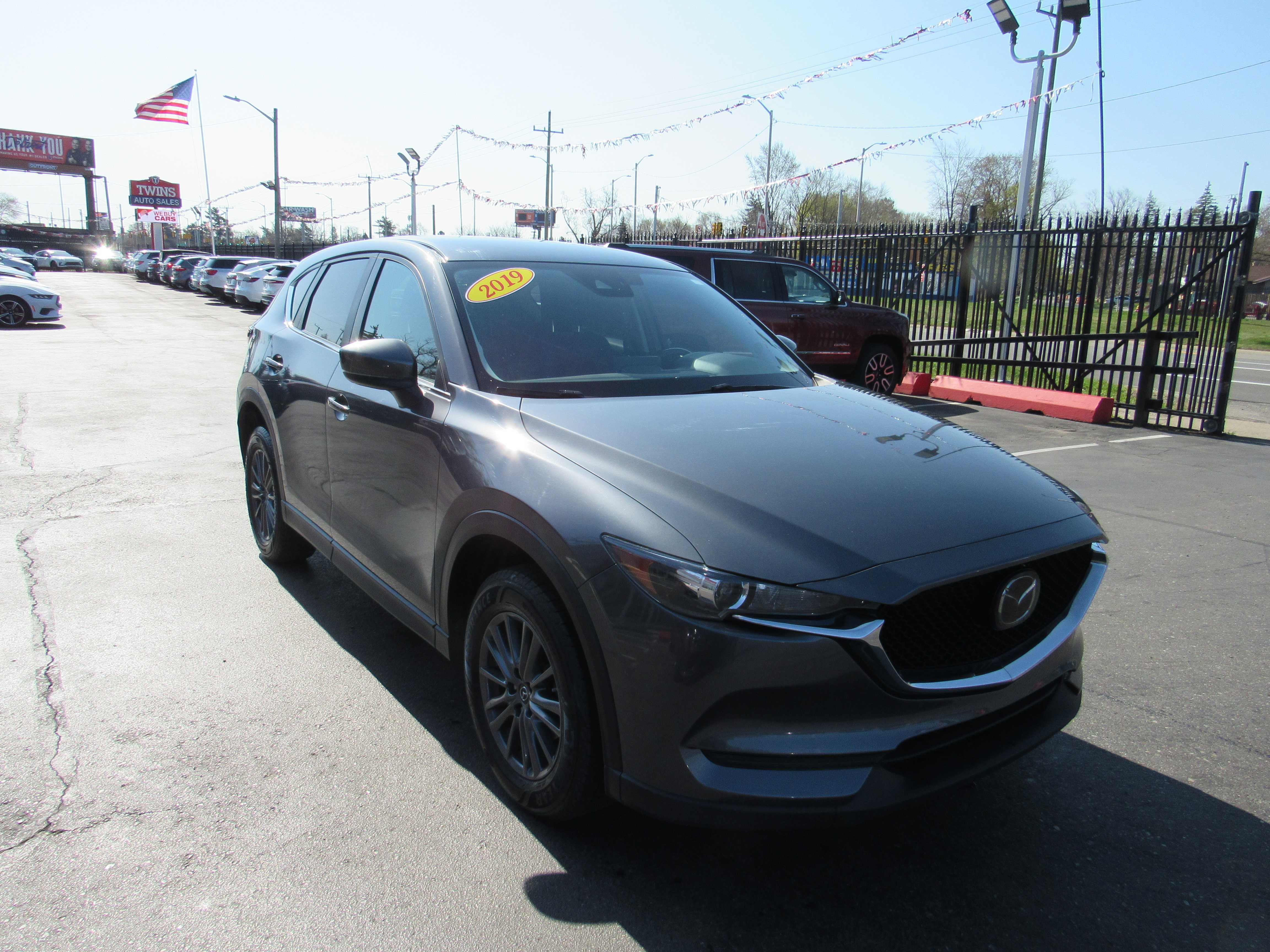 GREY, 2019 MAZDA CX-5 Thumnail Image 4