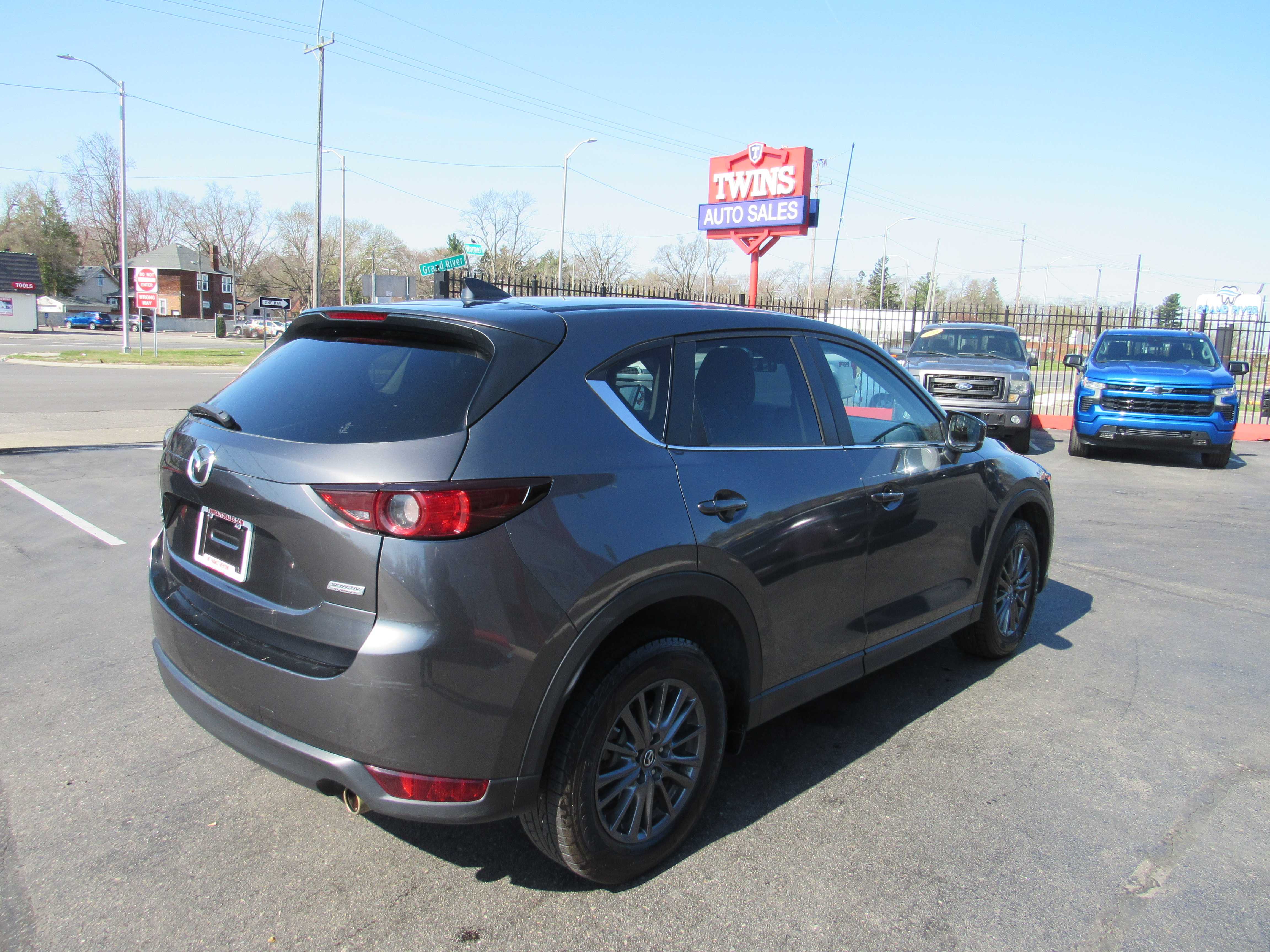 GREY, 2019 MAZDA CX-5 Thumnail Image 6