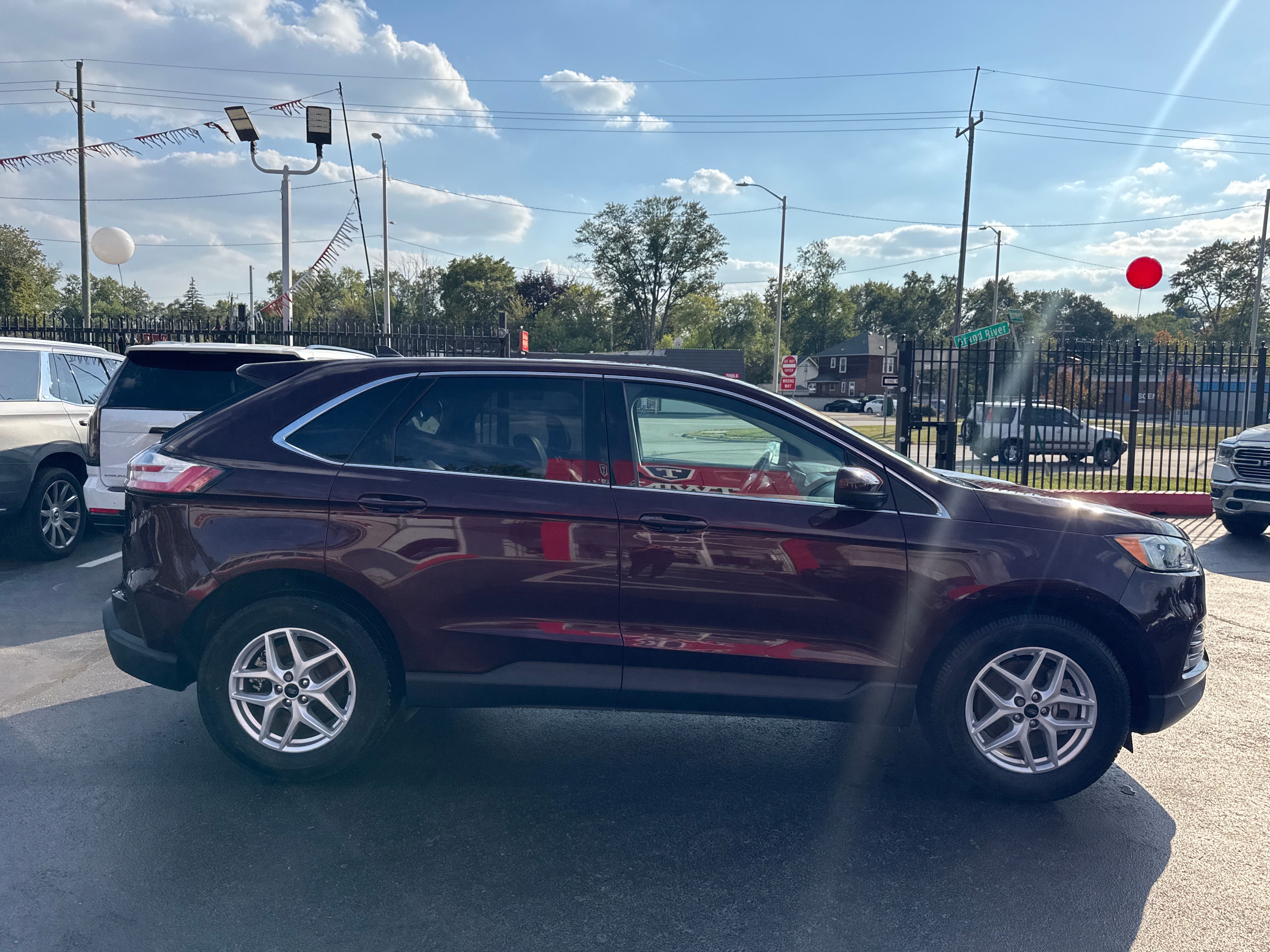 BURGUNDY, 2023 FORD EDGE Thumnail Image 5