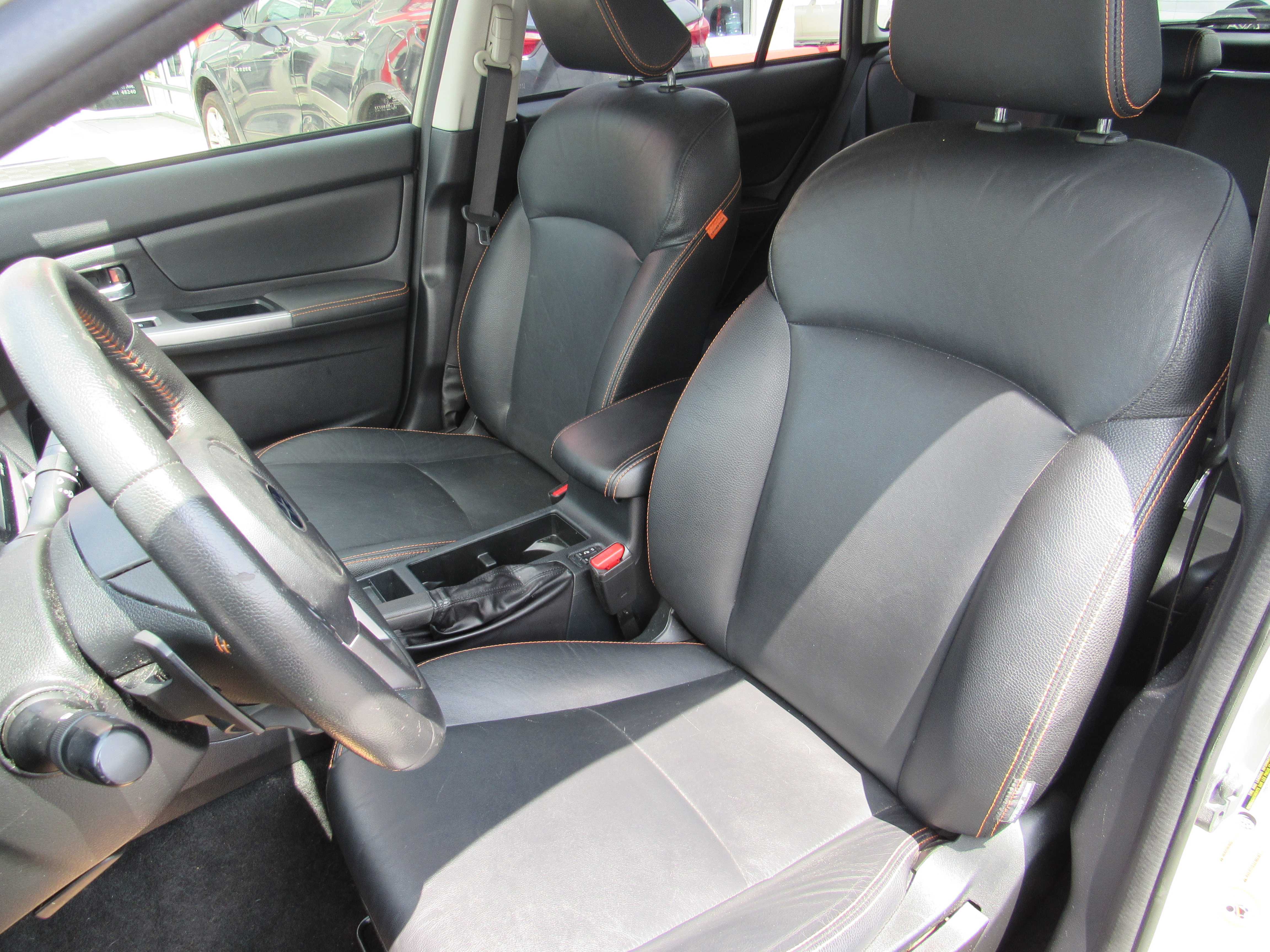 TAN, 2016 SUBARU CROSSTREK Thumnail Image 9