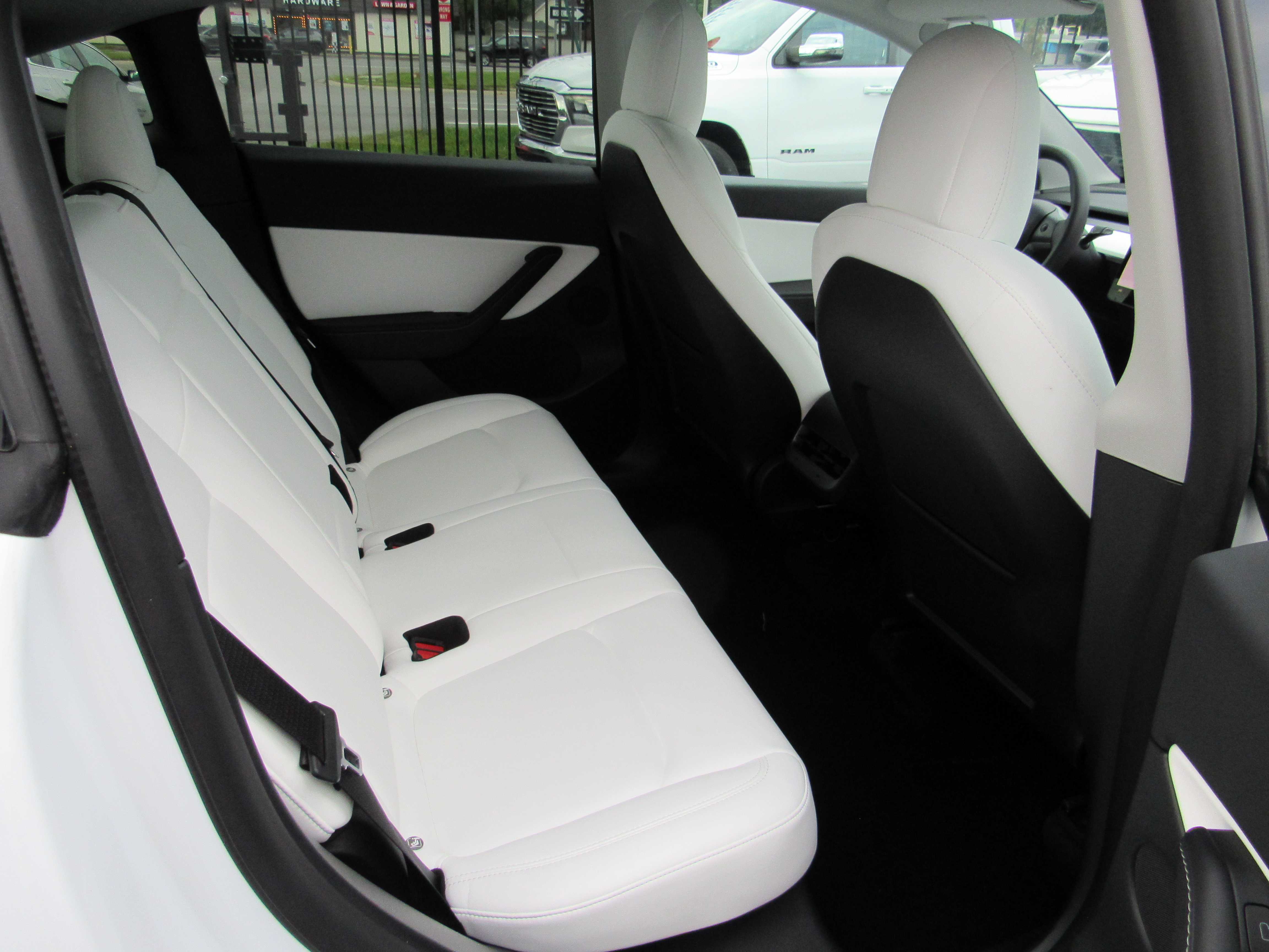 WHITE, 2022 TESLA MODEL Y Thumnail Image 11
