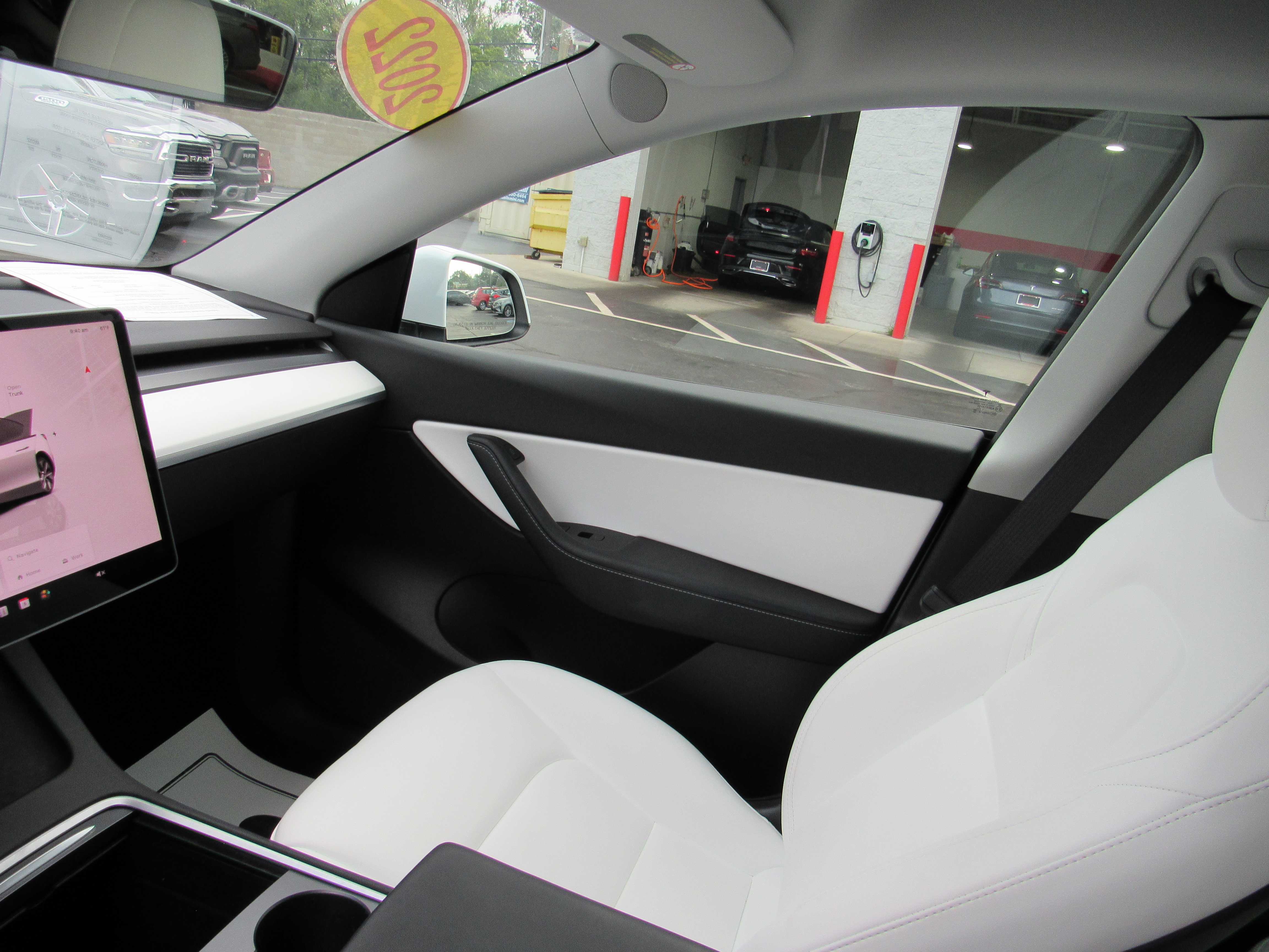 WHITE, 2022 TESLA MODEL Y Thumnail Image 19