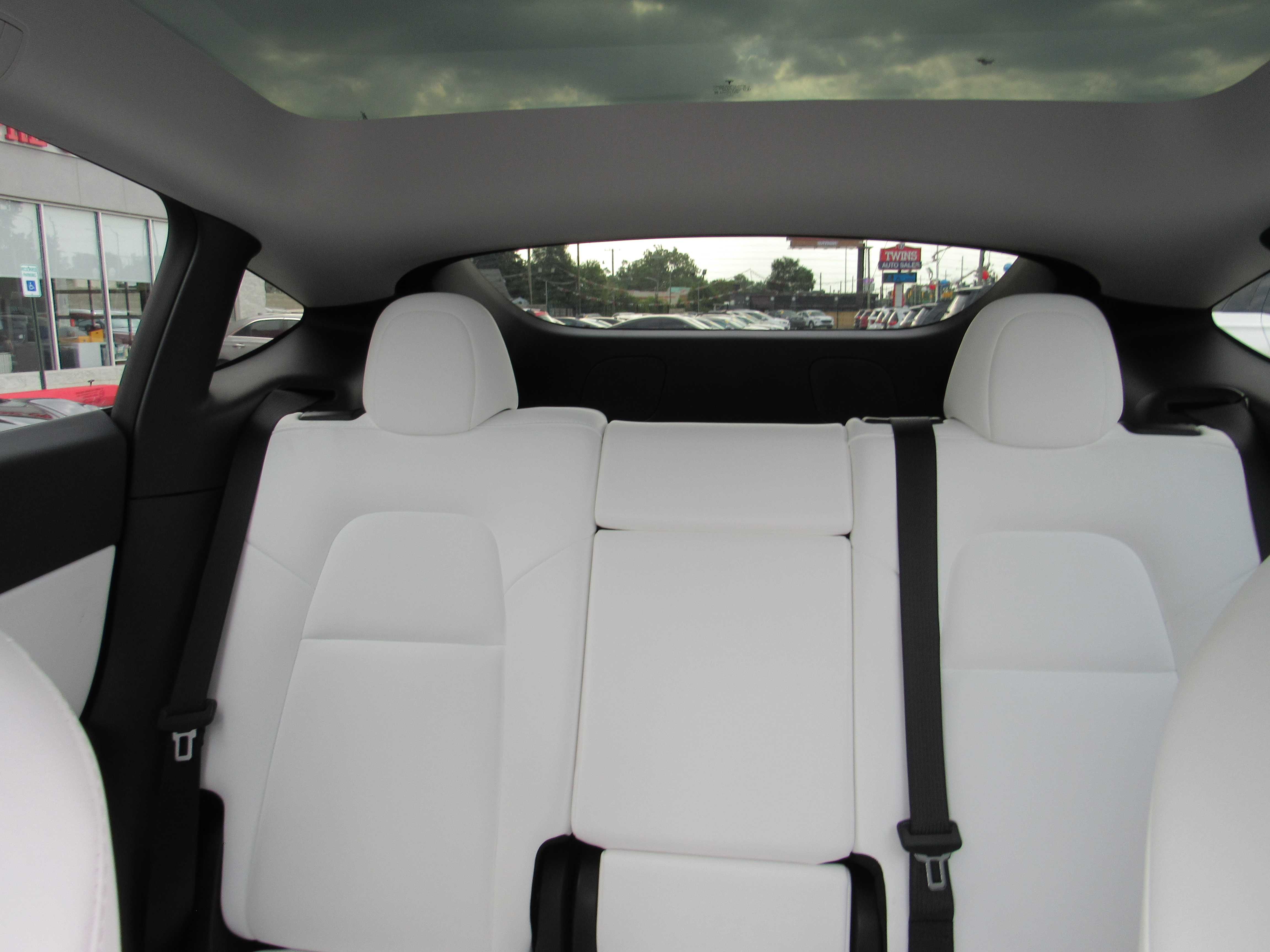 WHITE, 2022 TESLA MODEL Y Thumnail Image 20