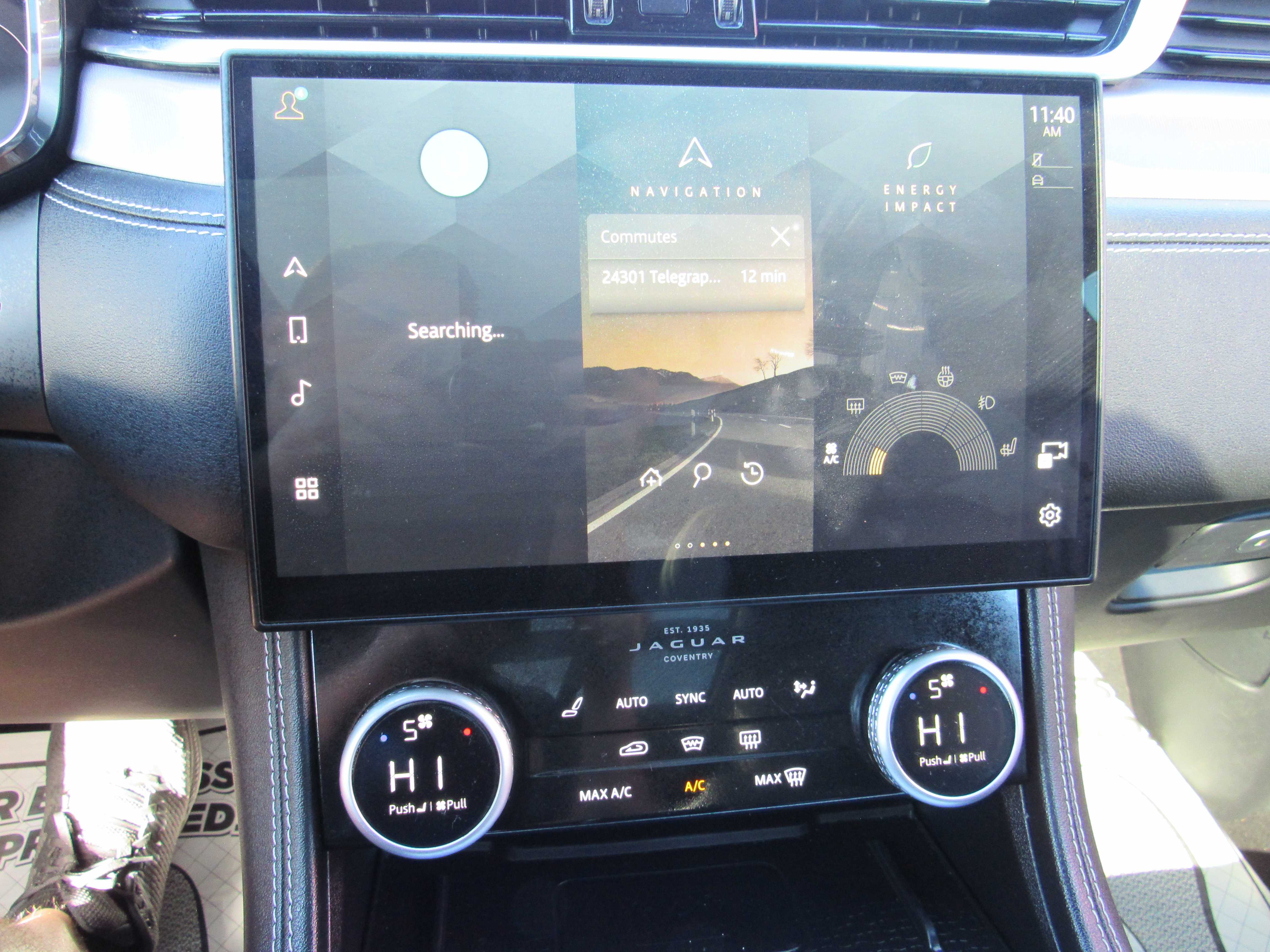 RED, 2024 JAGUAR F-PACE Thumnail Image 23
