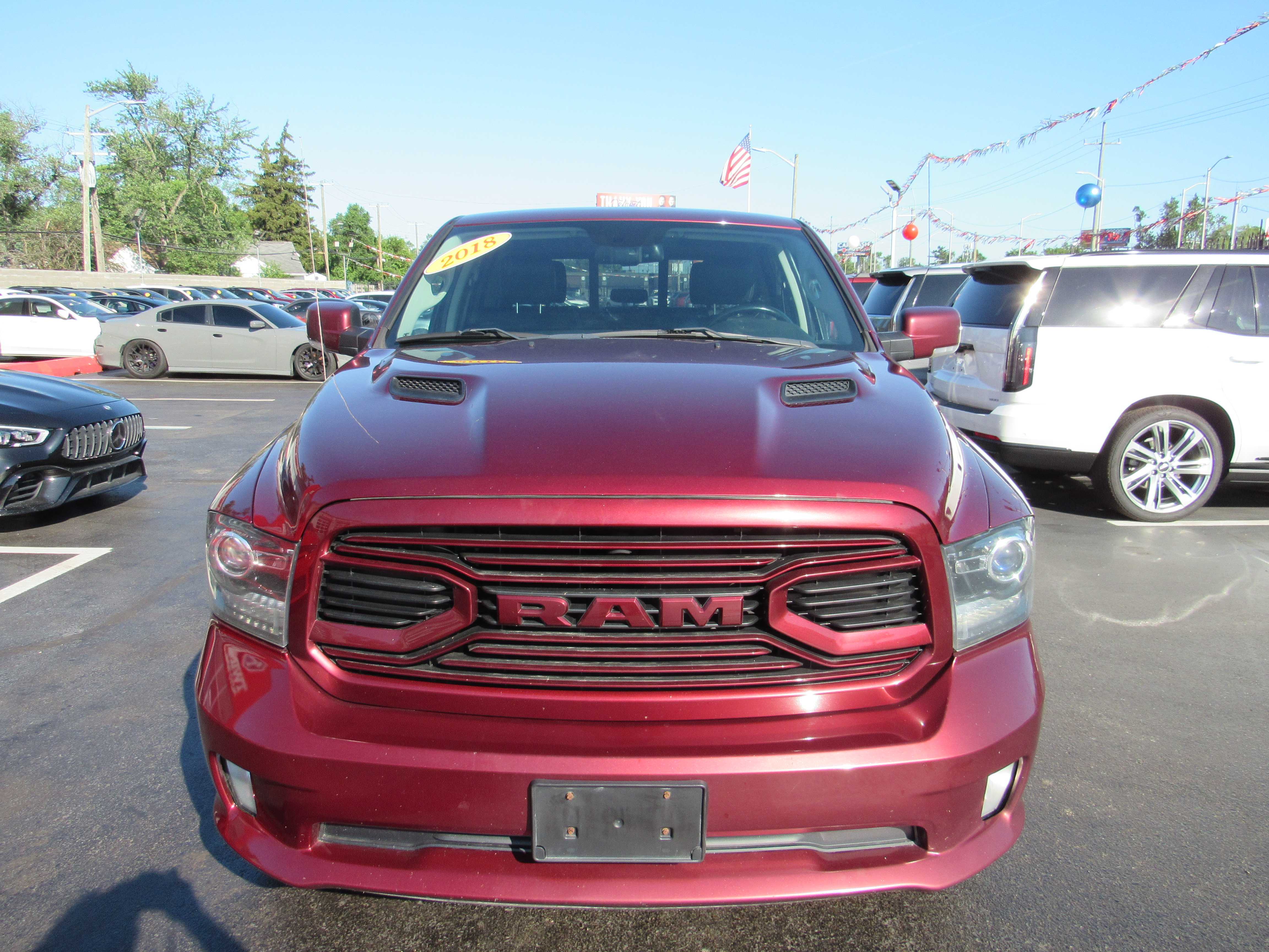 RED, 2018 RAM 1500 CREW CAB Thumnail Image 3
