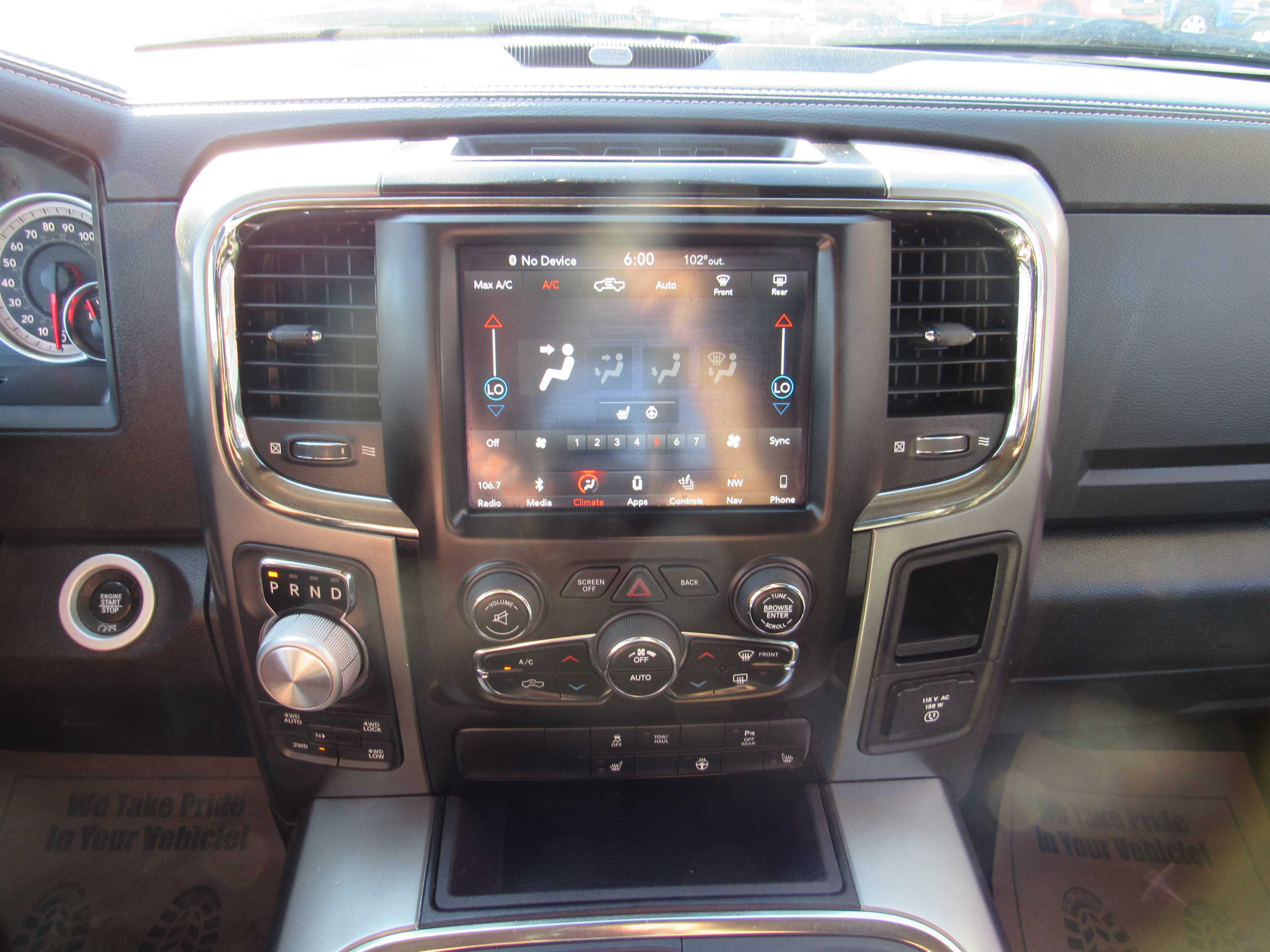 RED, 2018 RAM 1500 CREW CAB Thumnail Image 15
