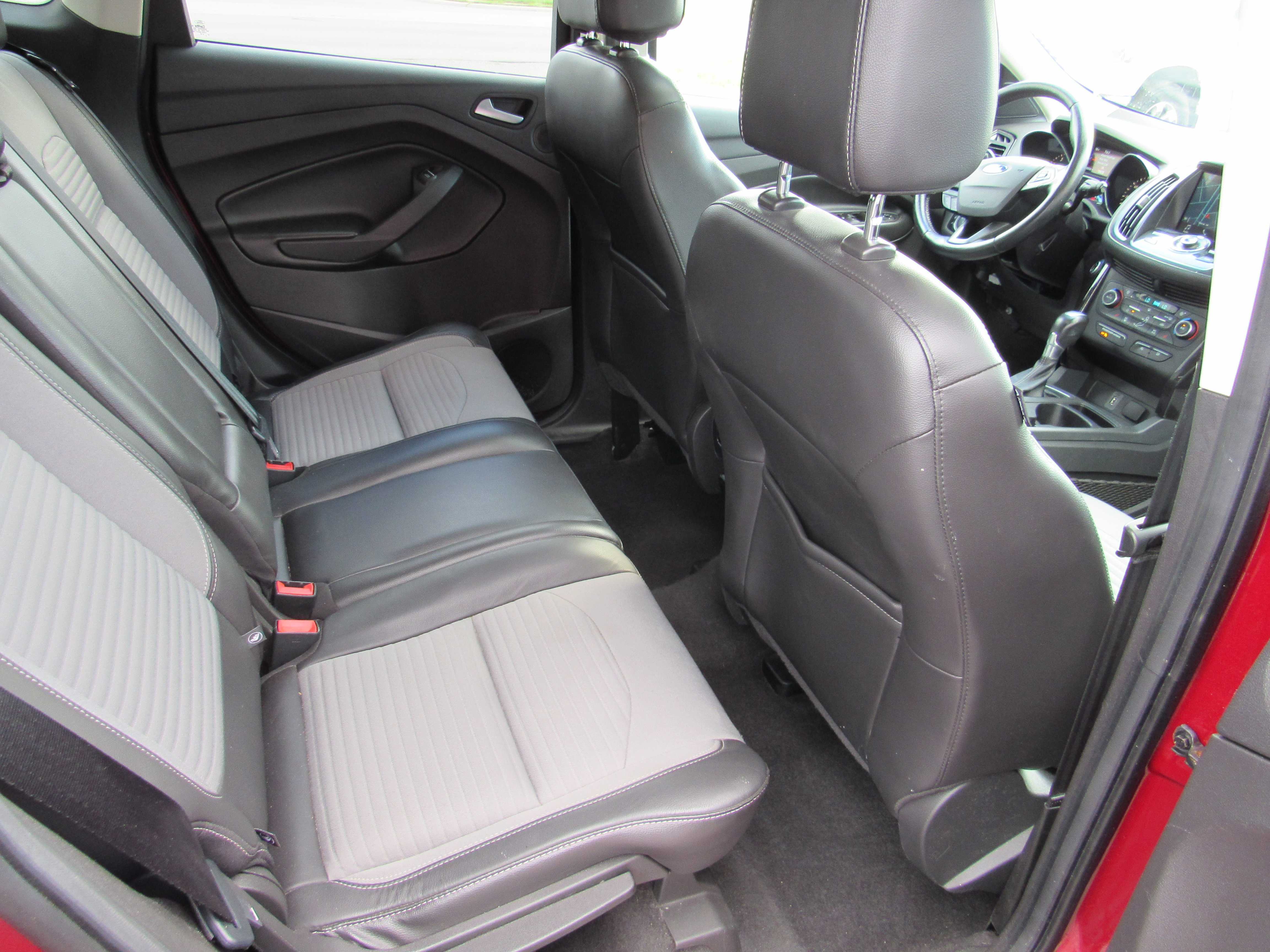 RED, 2017 FORD ESCAPE Thumnail Image 10