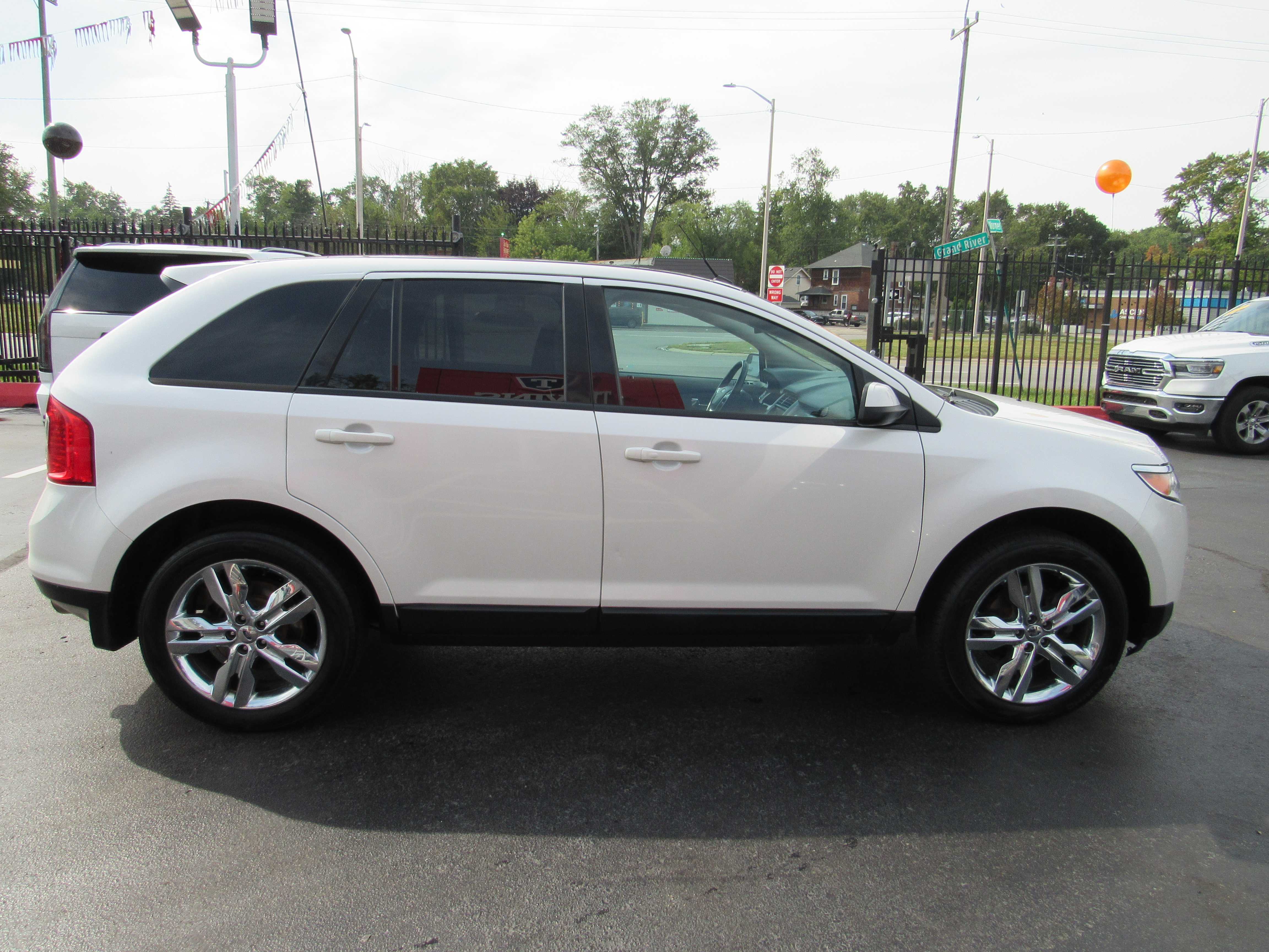 WHITE, 2013 FORD EDGE Thumnail Image 5