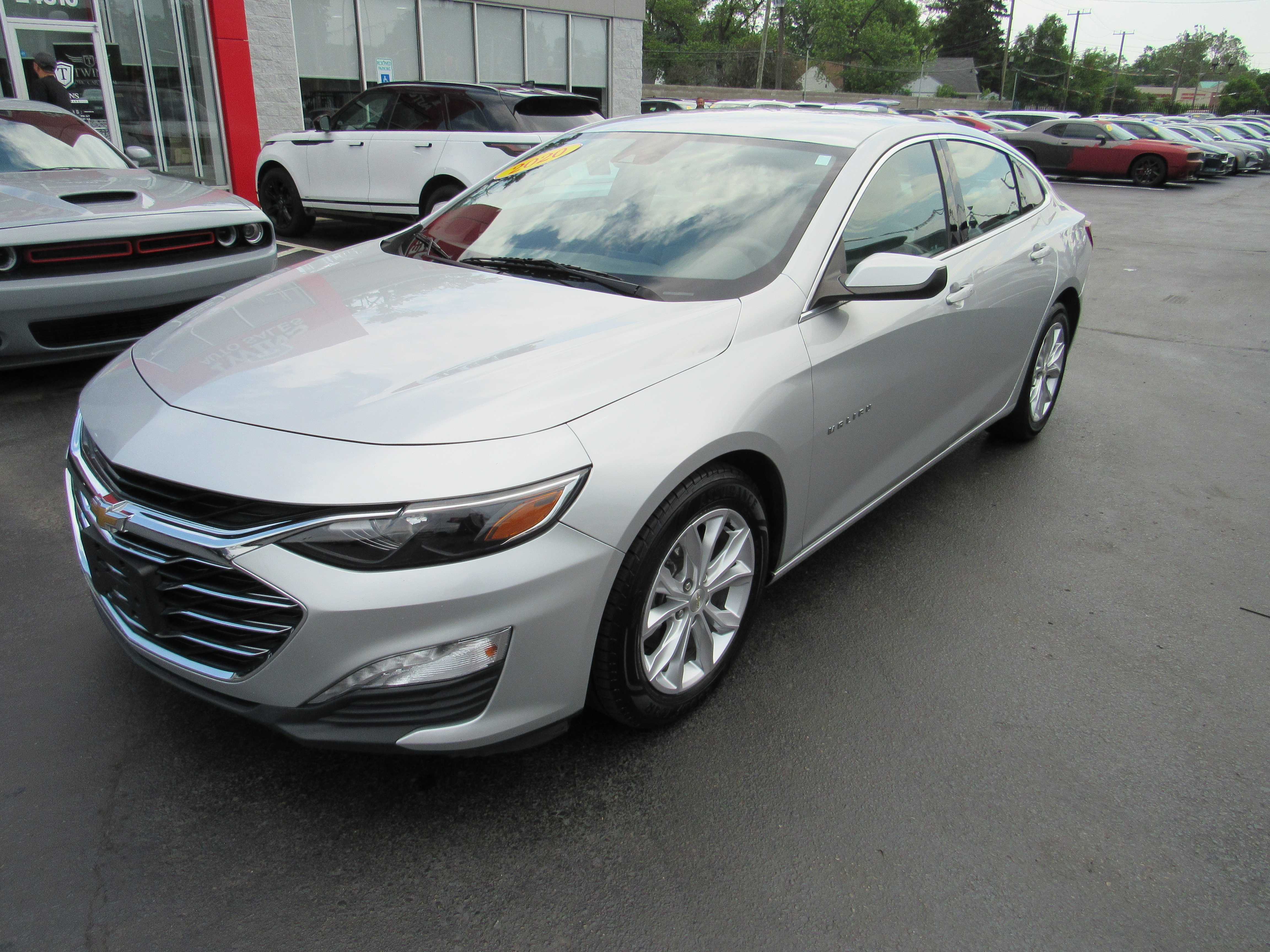 SILVER, 2020 CHEVROLET MALIBU Thumnail Image 2