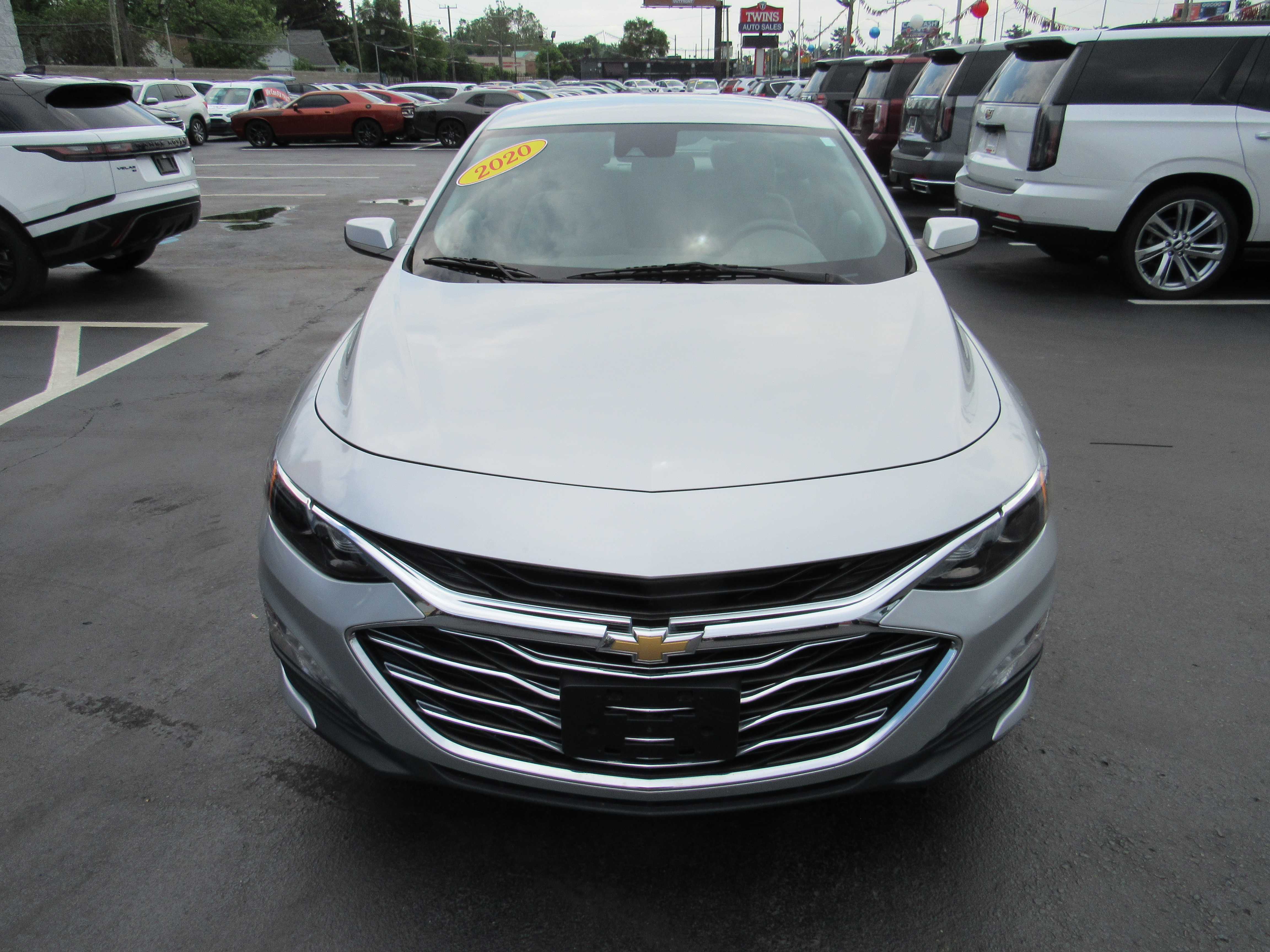 SILVER, 2020 CHEVROLET MALIBU Thumnail Image 3