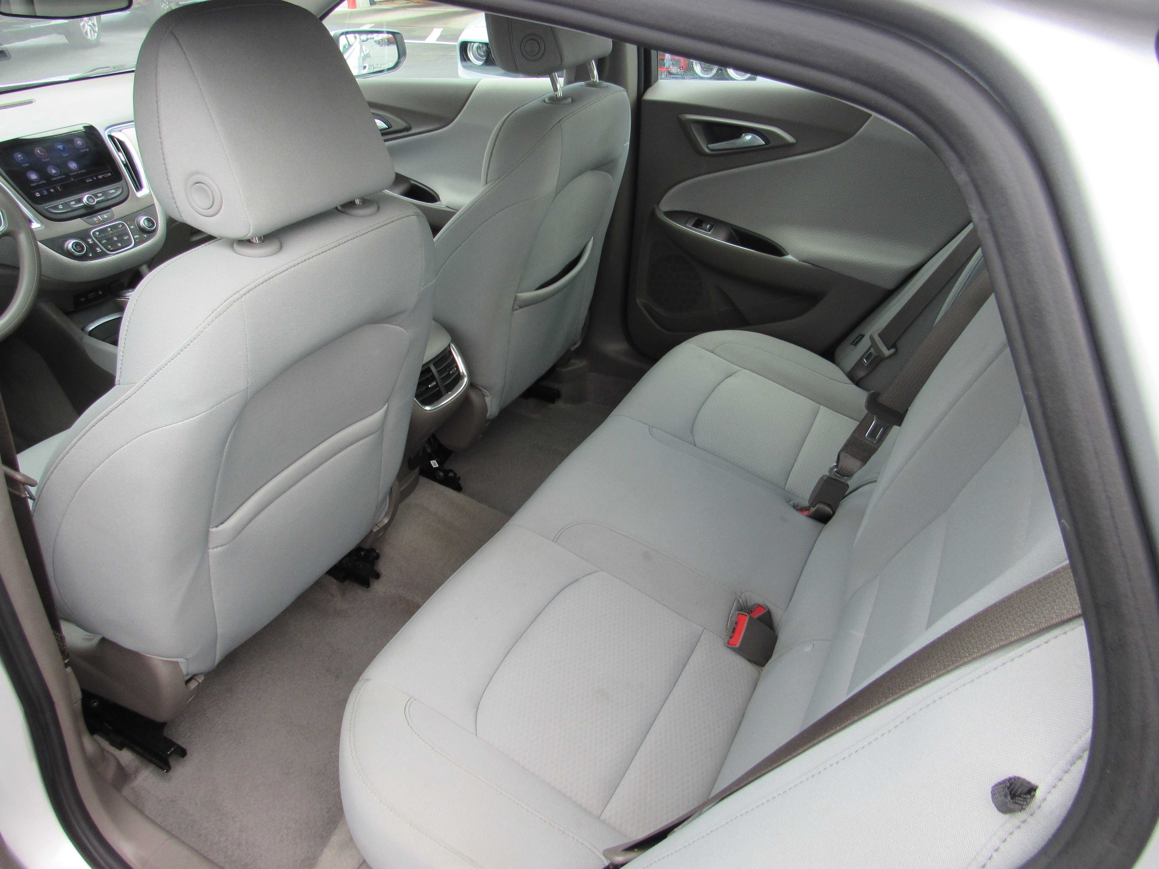 SILVER, 2020 CHEVROLET MALIBU Thumnail Image 10