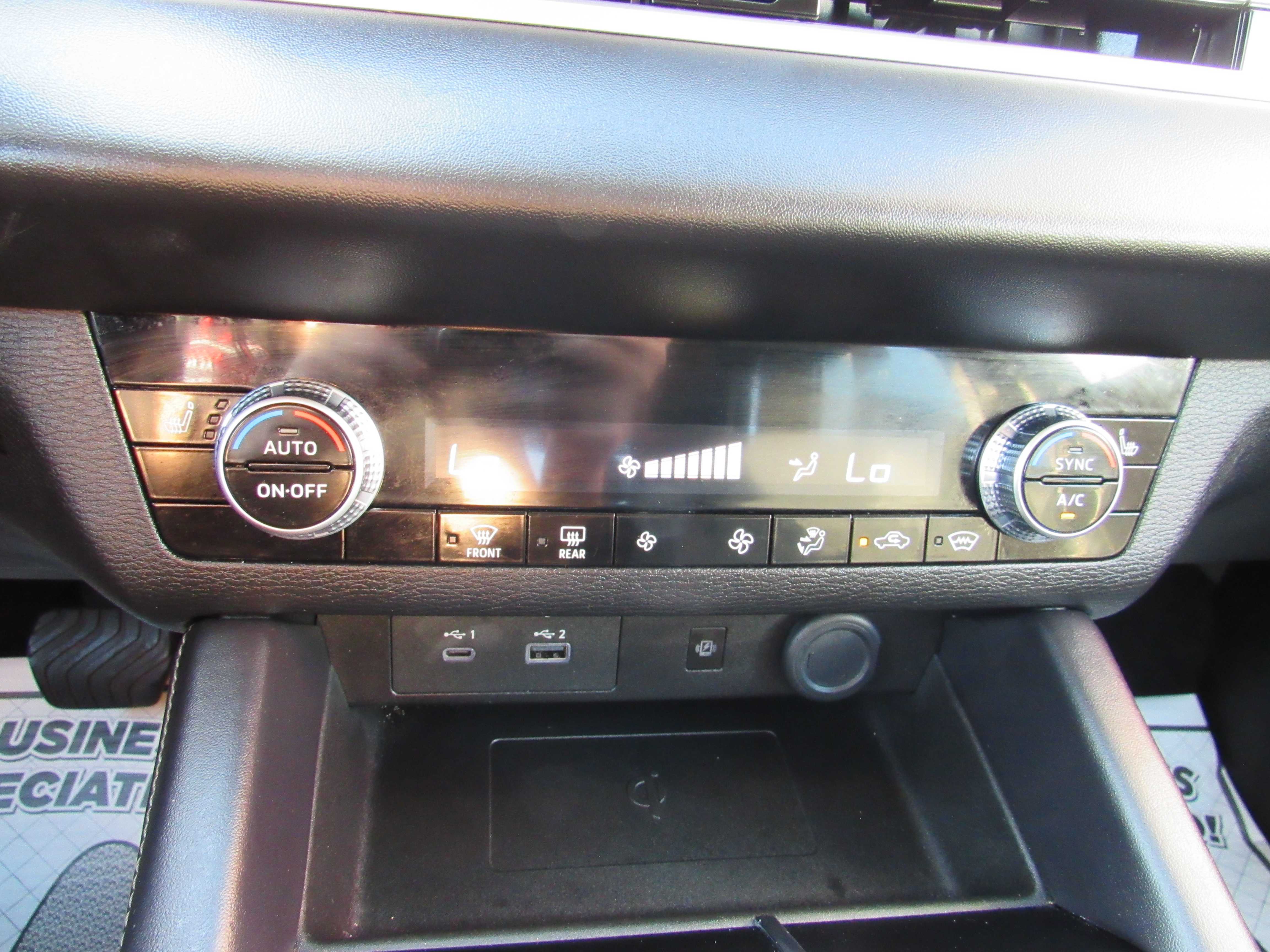 GREY, 2024 MITSUBISHI OUTLANDER Thumnail Image 21