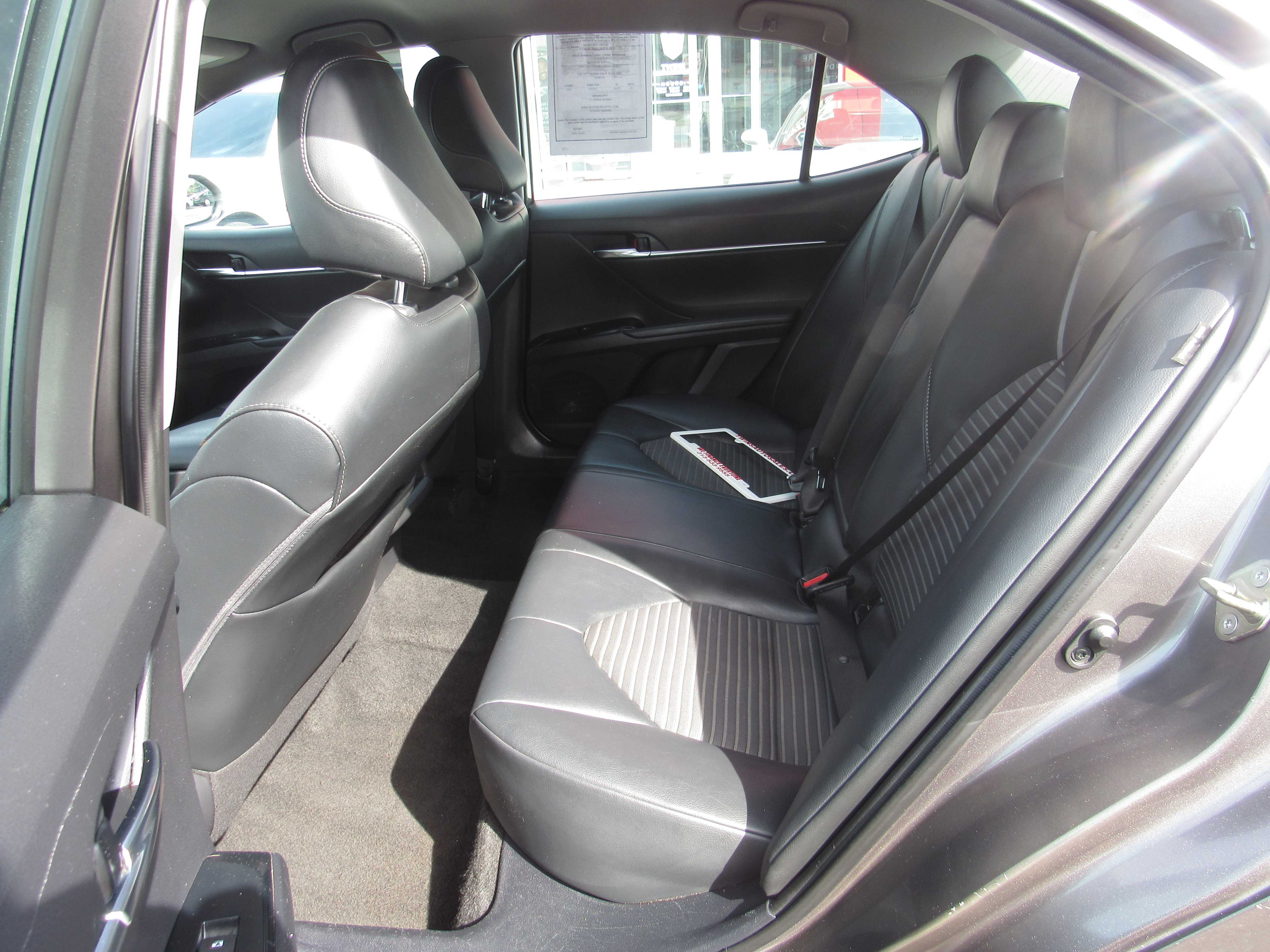 2020 TOYOTA CAMRY Thumnail Image 11