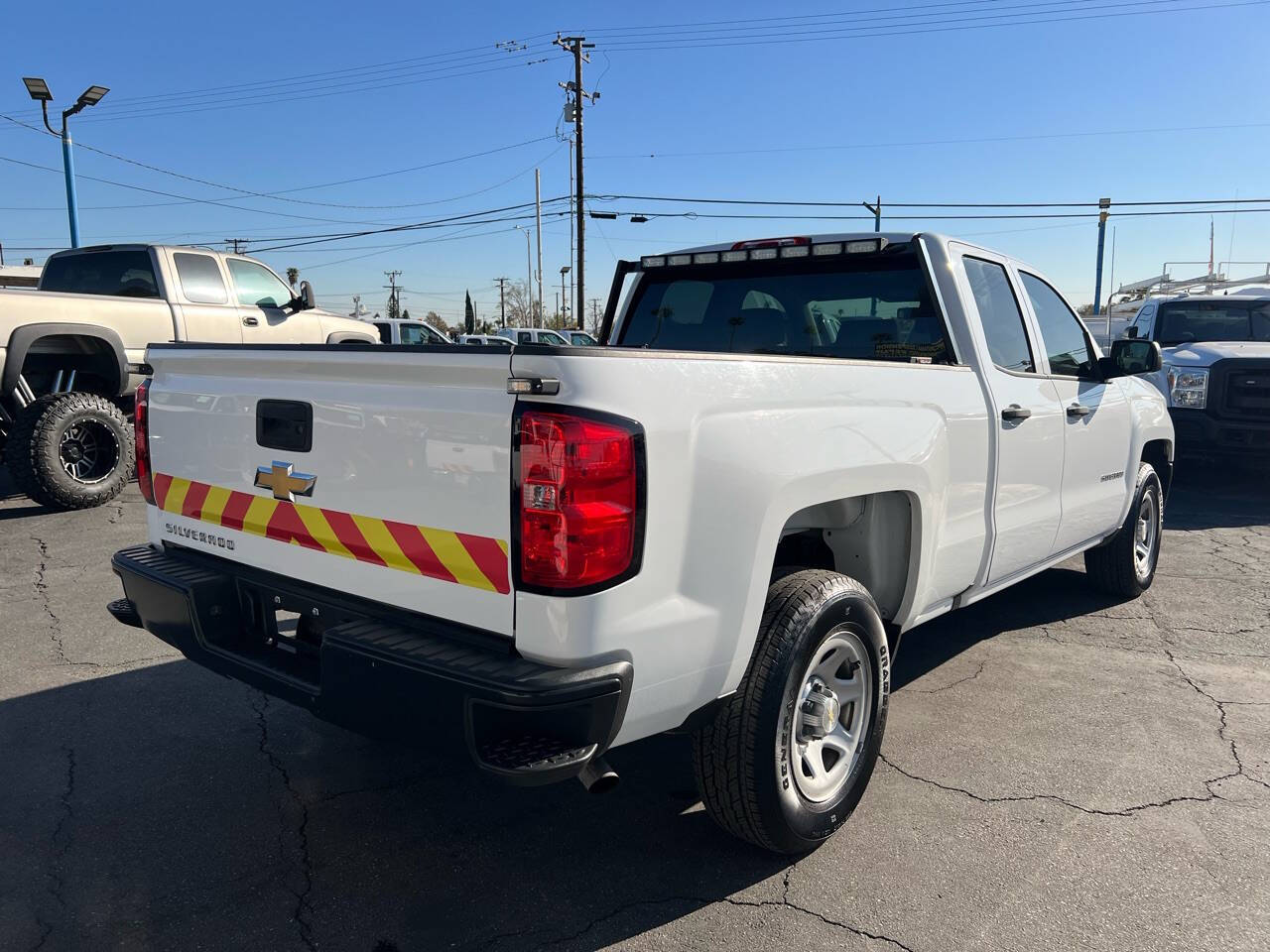 White, 2016 Chevrolet Silverado 1500 Image 9
