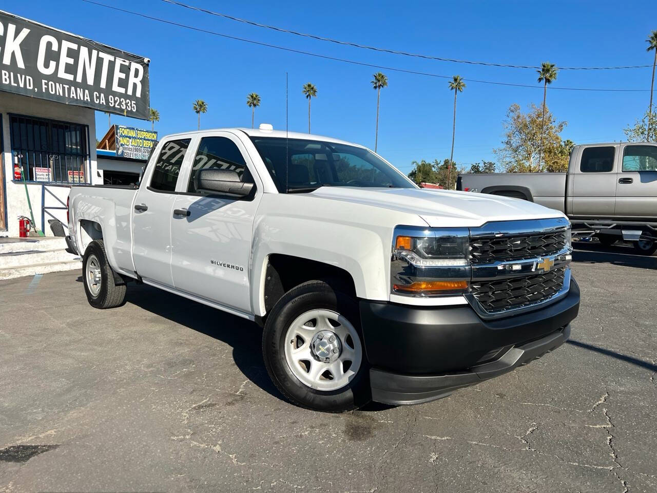 White, 2016 Chevrolet Silverado 1500 Image 3