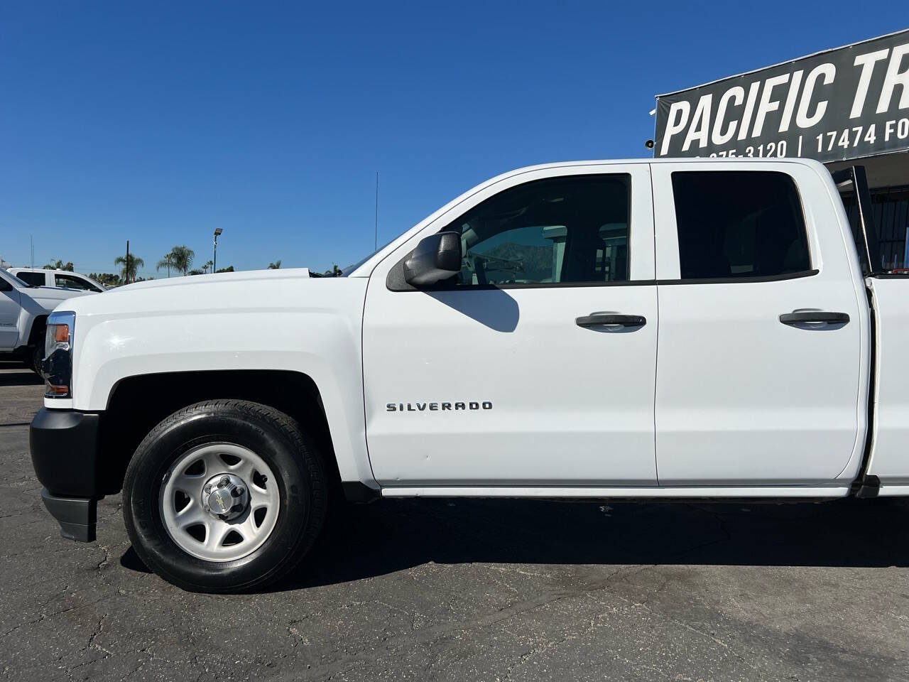 White, 2016 Chevrolet Silverado 1500 Image 17