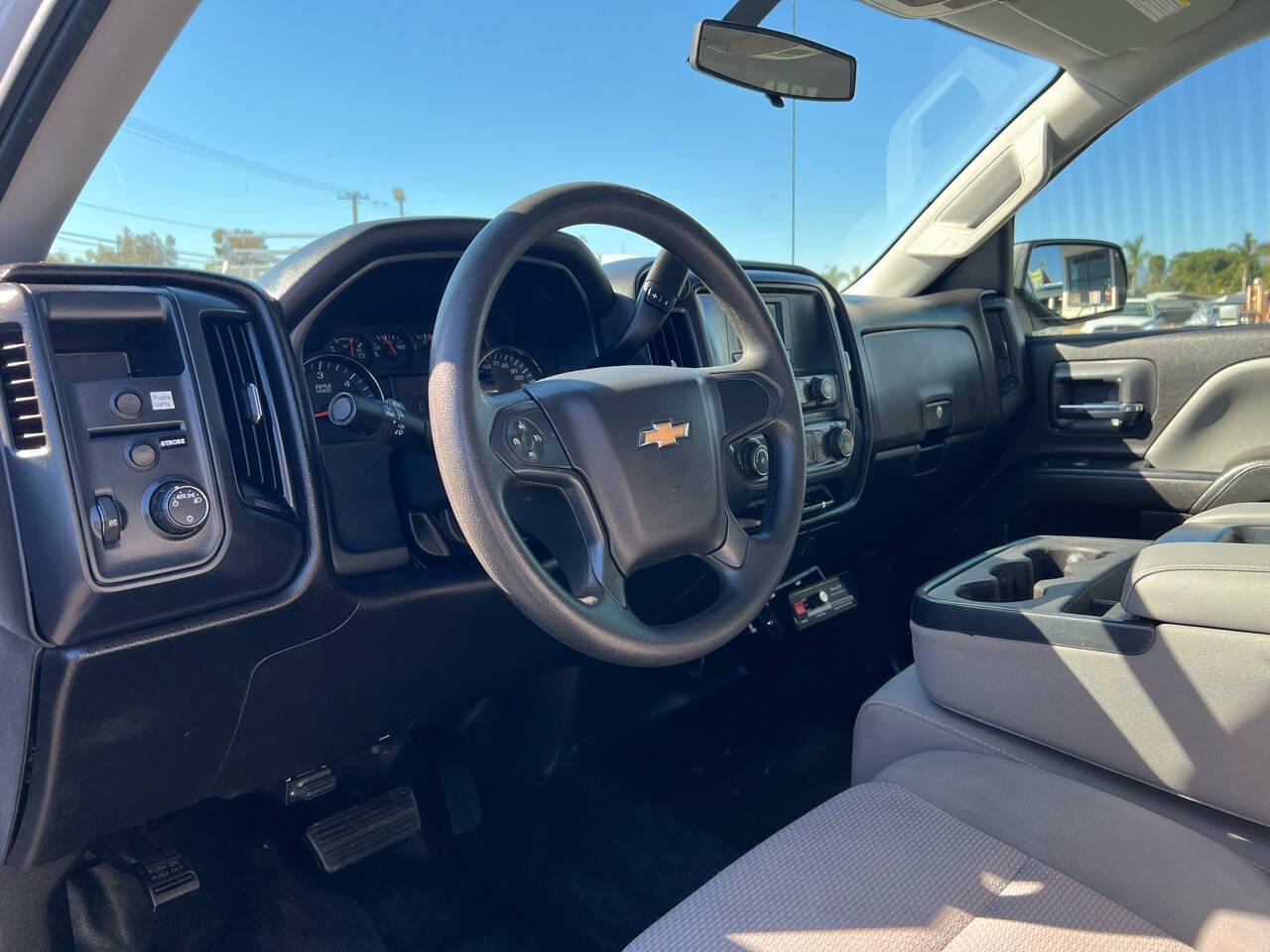 White, 2016 Chevrolet Silverado 1500 Image 19