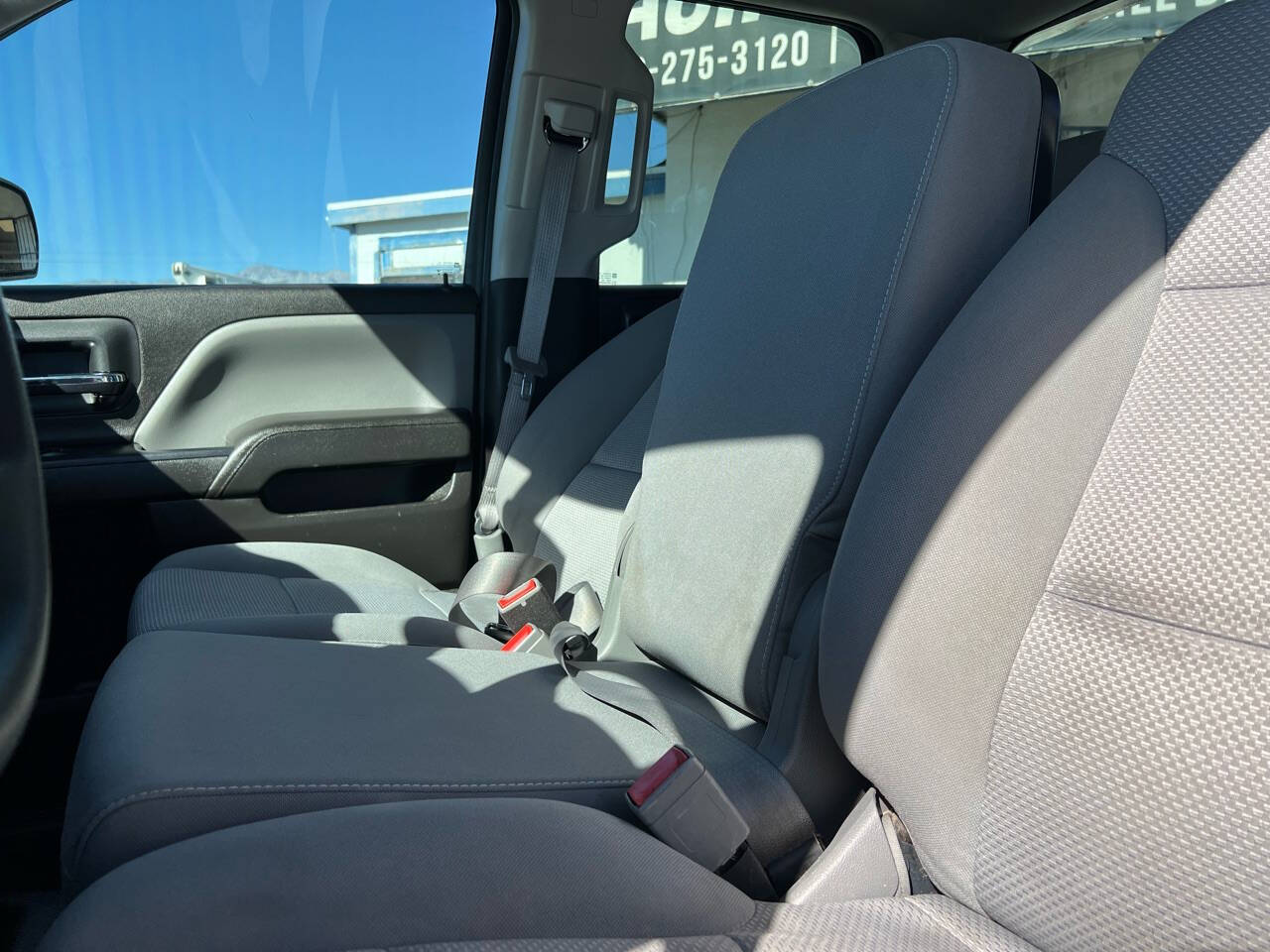 White, 2016 Chevrolet Silverado 1500 Image 24