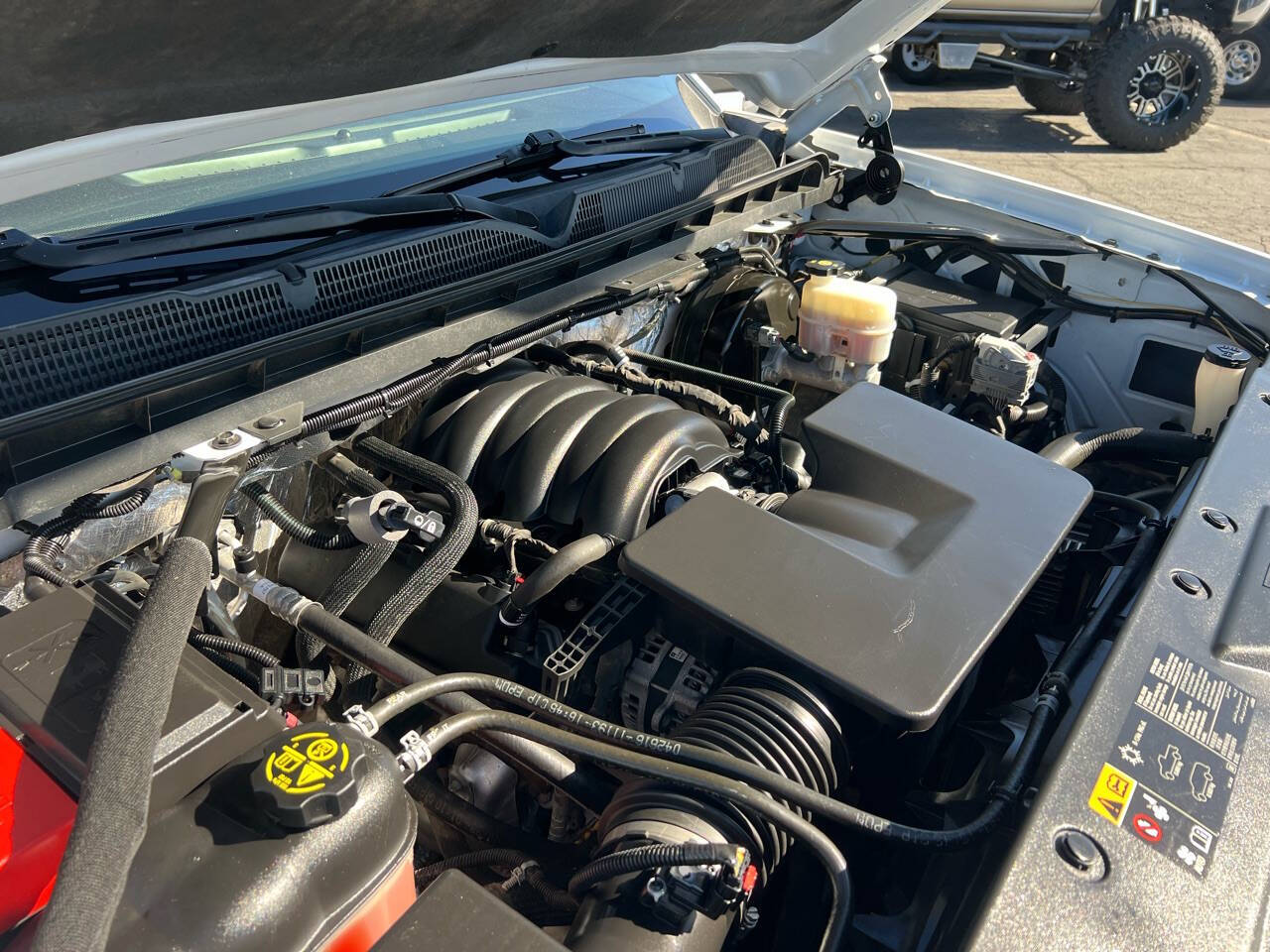 White, 2016 Chevrolet Silverado 1500 Image 28