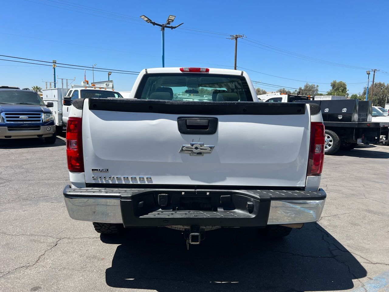 White, 2009 Chevrolet Silverado 1500 Image 6