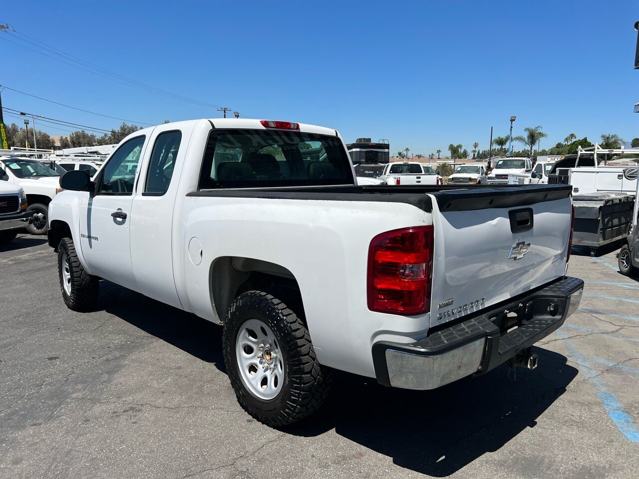 White, 2009 Chevrolet Silverado 1500 Image 7