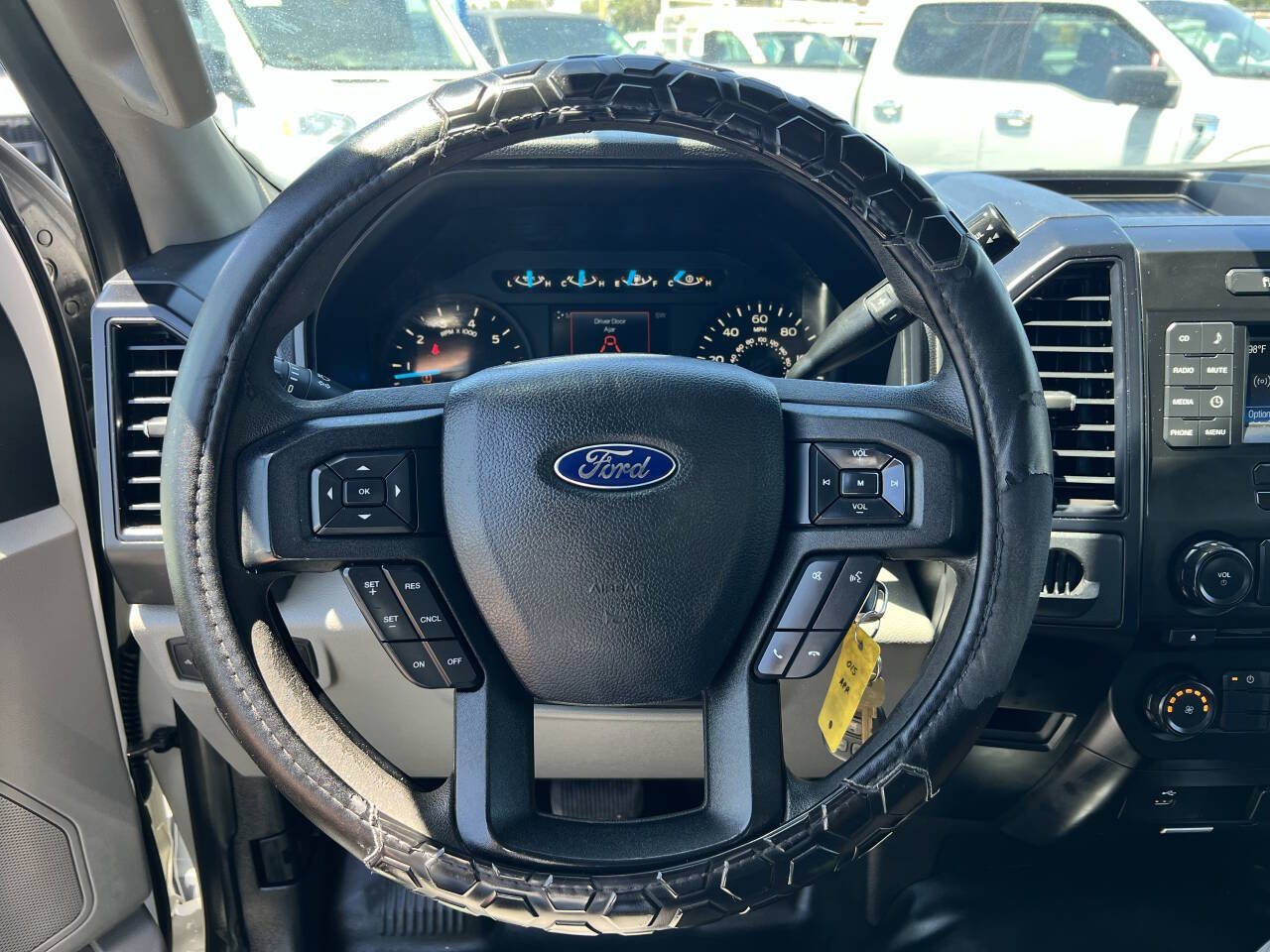 White, 2016 Ford F-150 Image 17