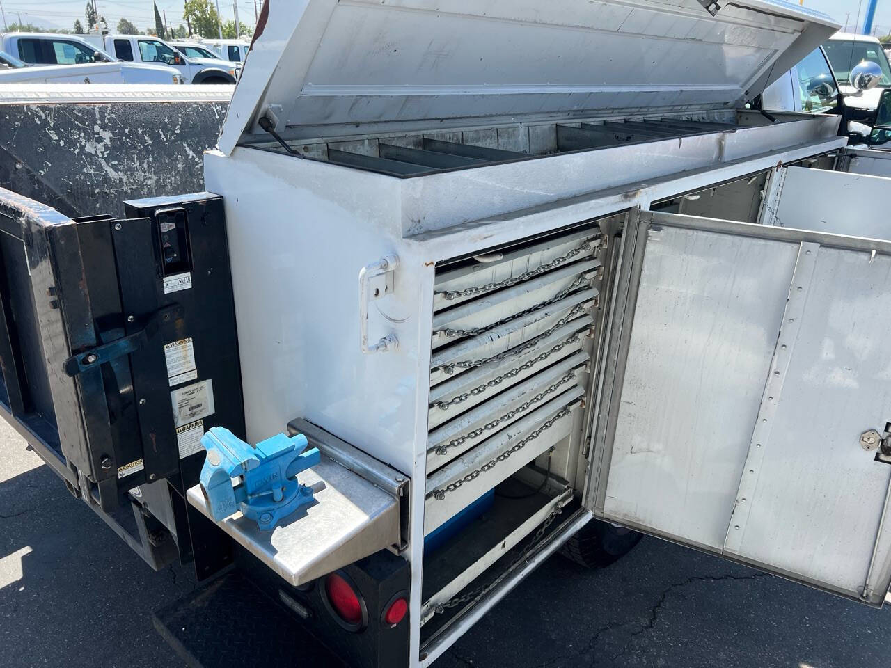 White, 2013 Ford F-350 Super Duty Image 8
