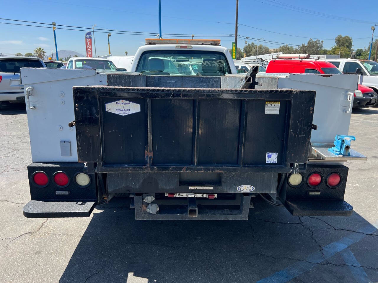 White, 2013 Ford F-350 Super Duty Image 11
