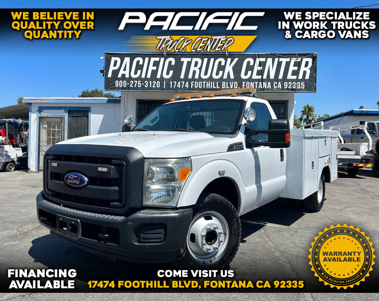 White, 2013 Ford F-350 Super Duty Image 1