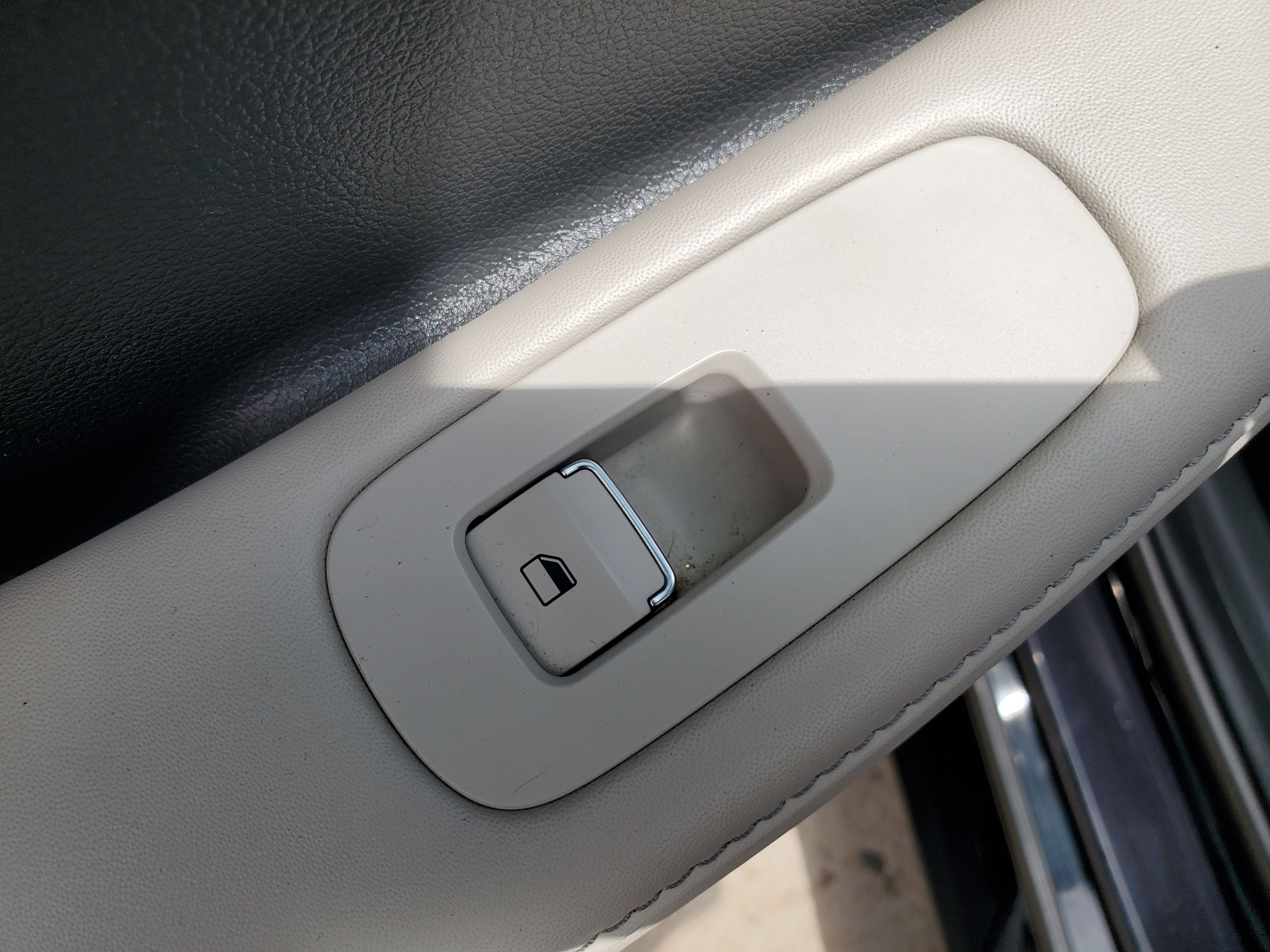 BLUE, 2023 HYUNDAI SONATA Image 40