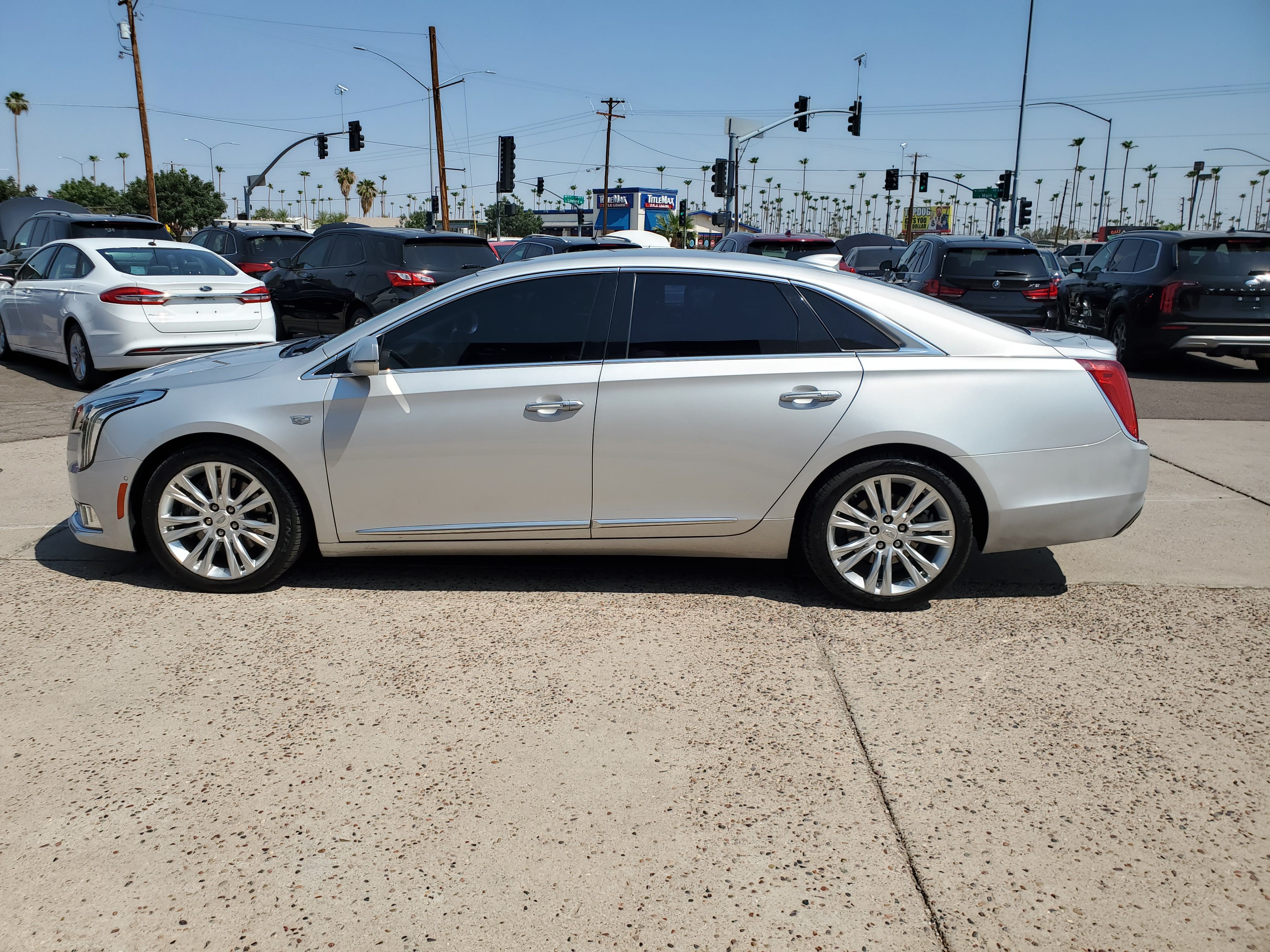 SILVER, 2019 CADILLAC XTS Image 2