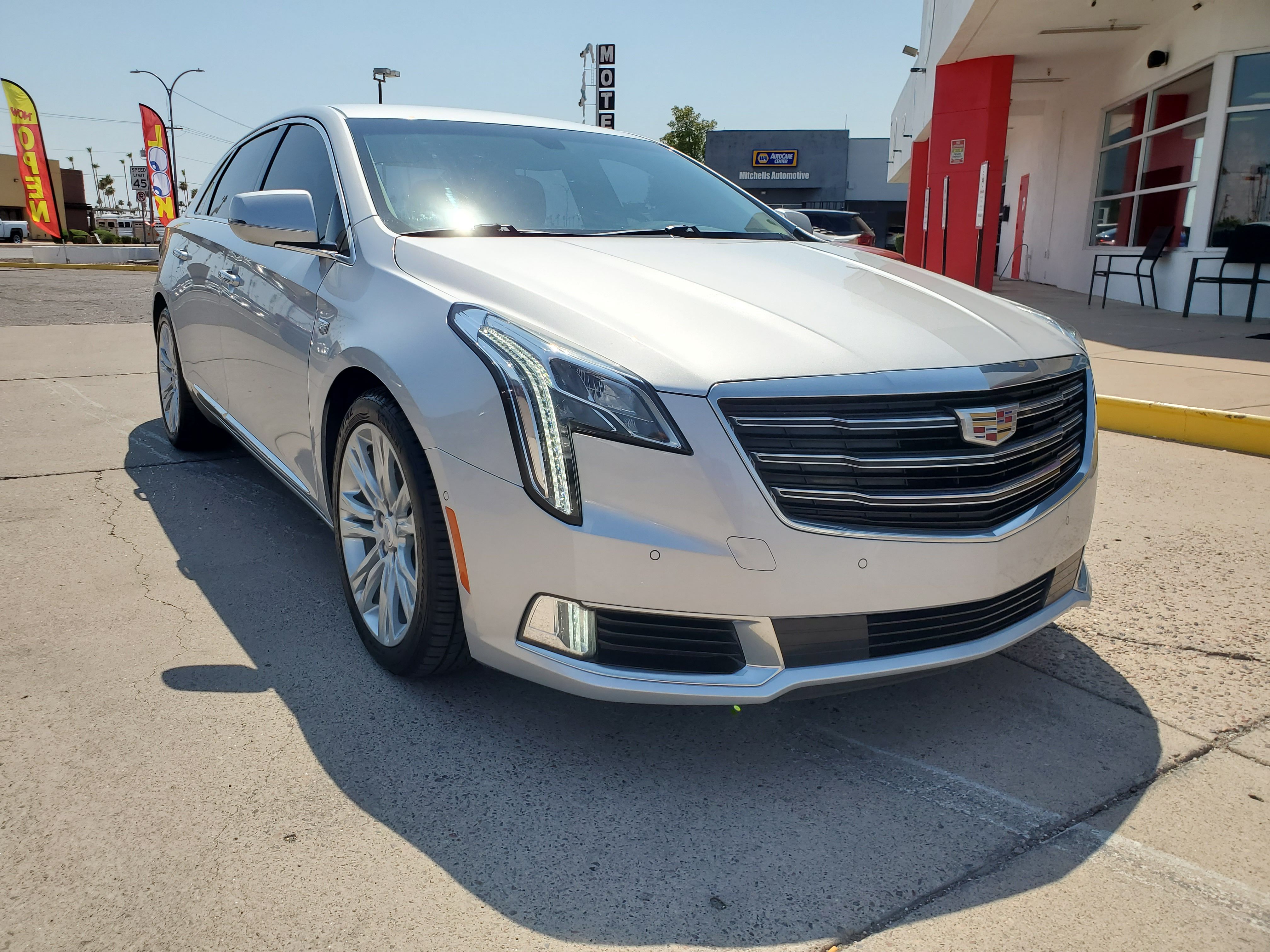 SILVER, 2019 CADILLAC XTS Image 7