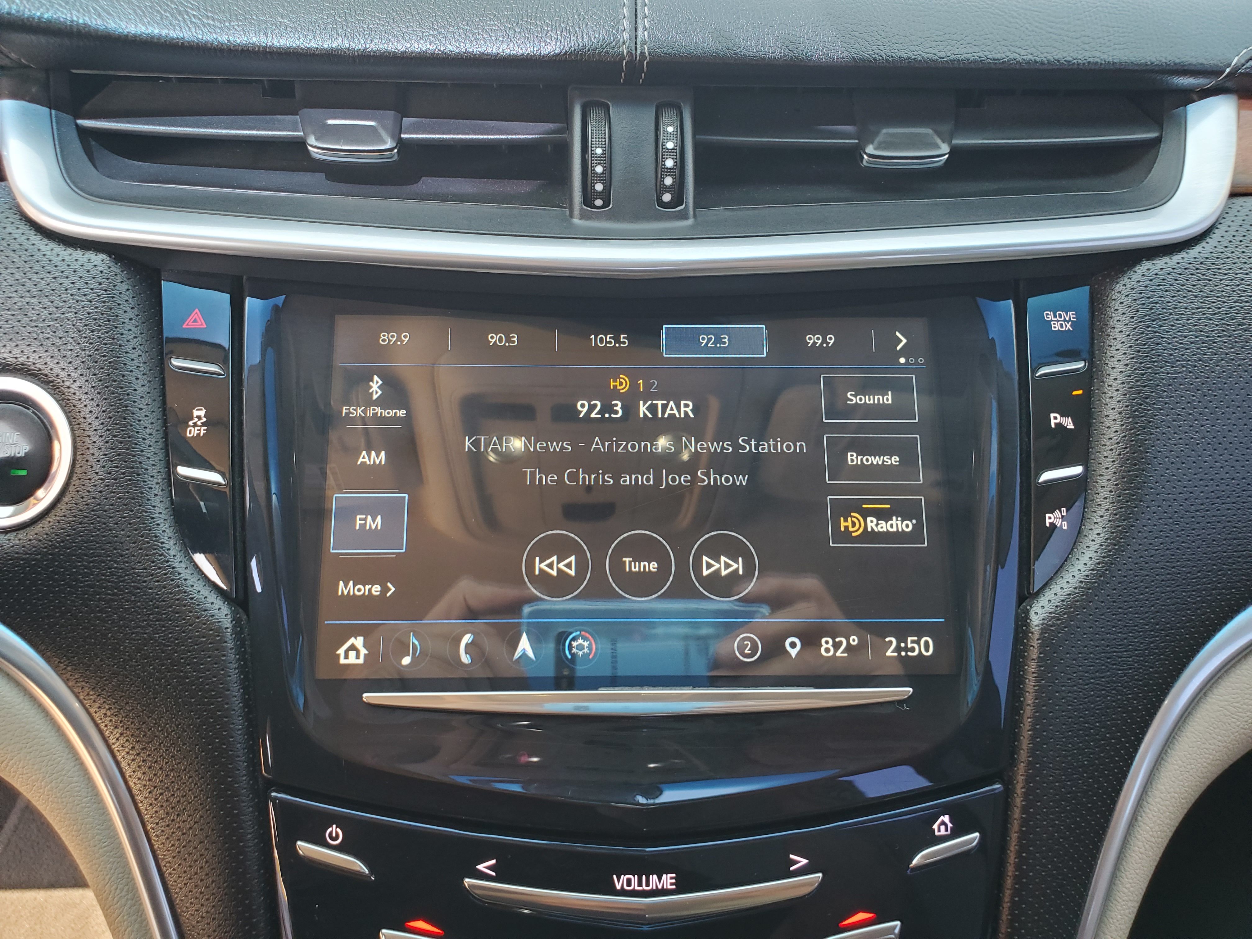 SILVER, 2019 CADILLAC XTS Image 31
