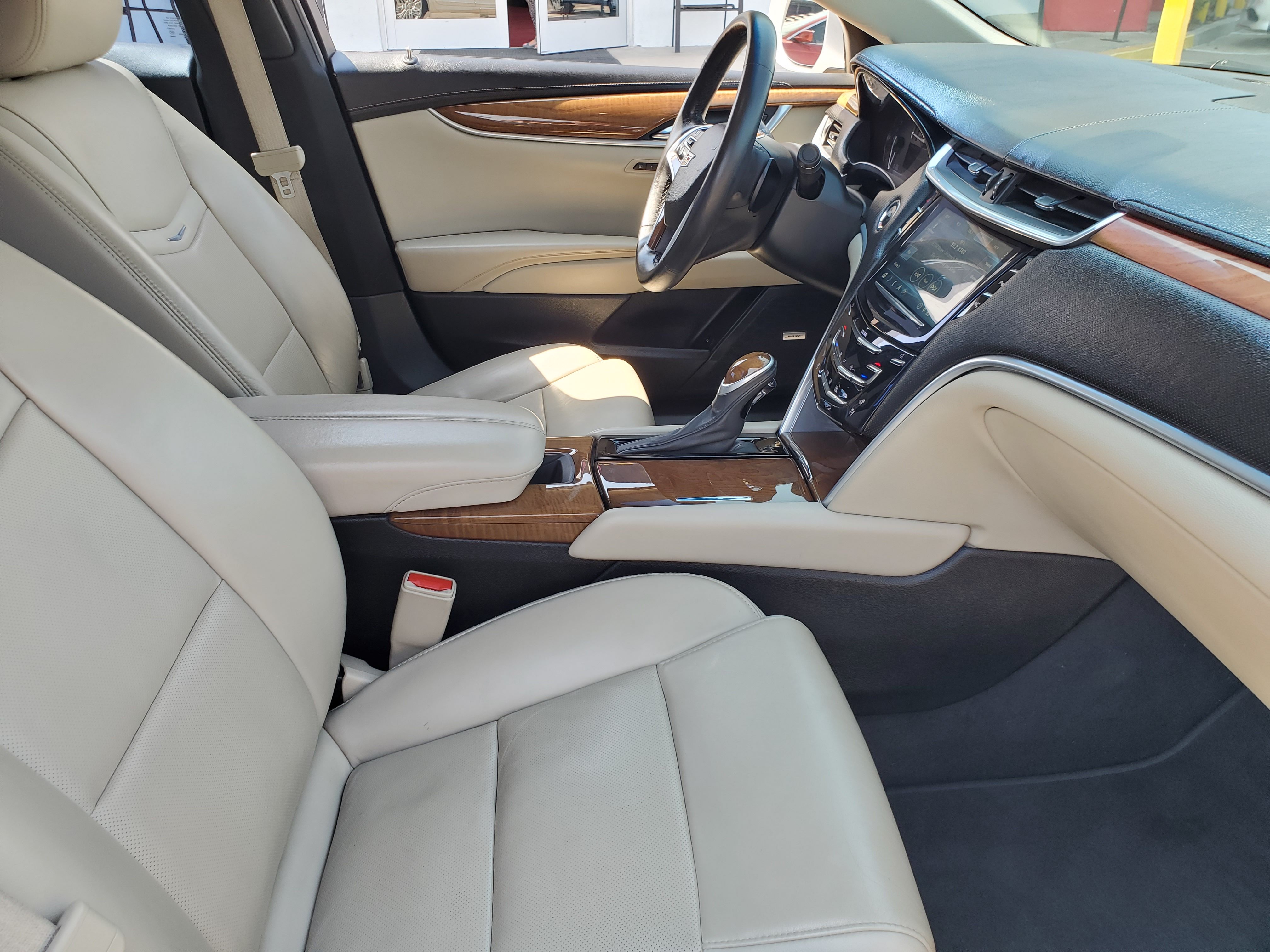 SILVER, 2019 CADILLAC XTS Image 39