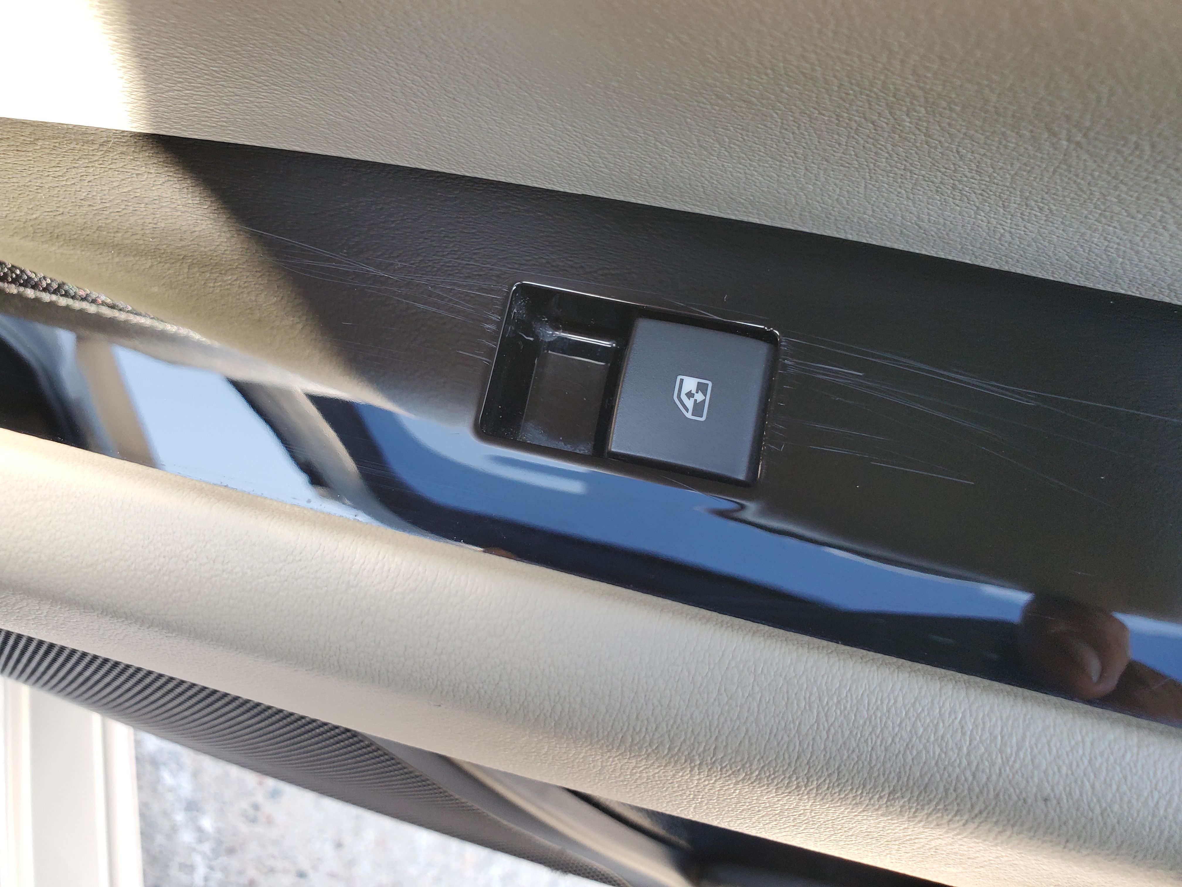 SILVER, 2019 CADILLAC XTS Image 47