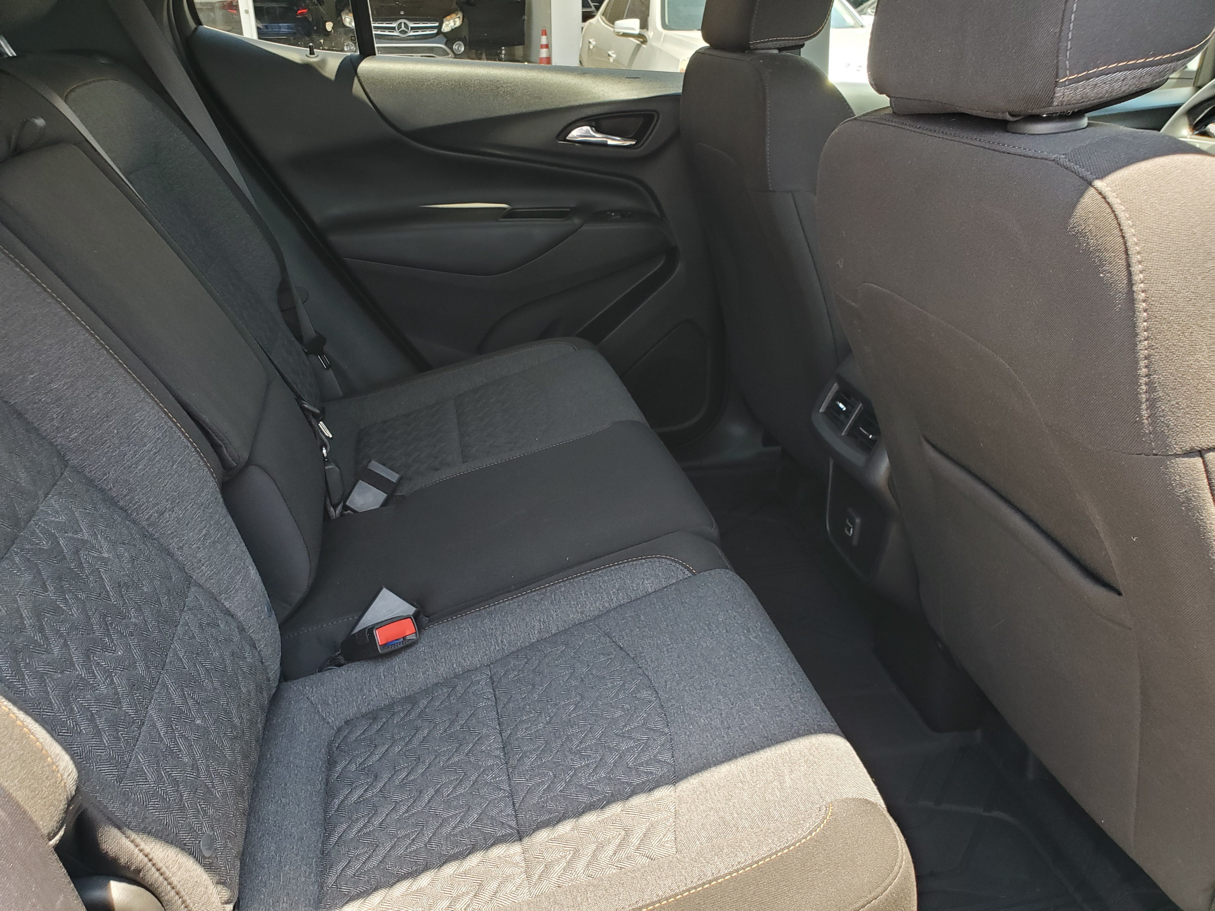 SILVER, 2022 CHEVROLET EQUINOX Image 43