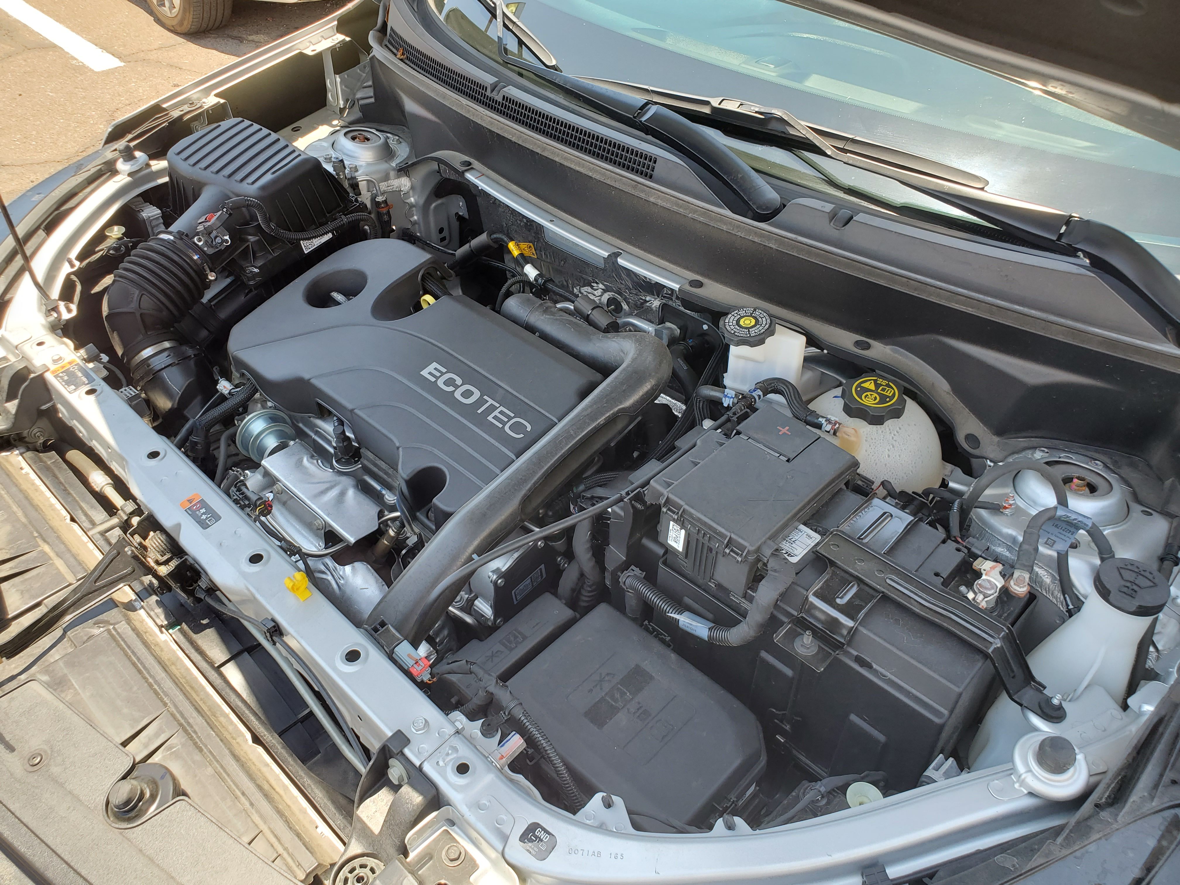 SILVER, 2022 CHEVROLET EQUINOX Image 47