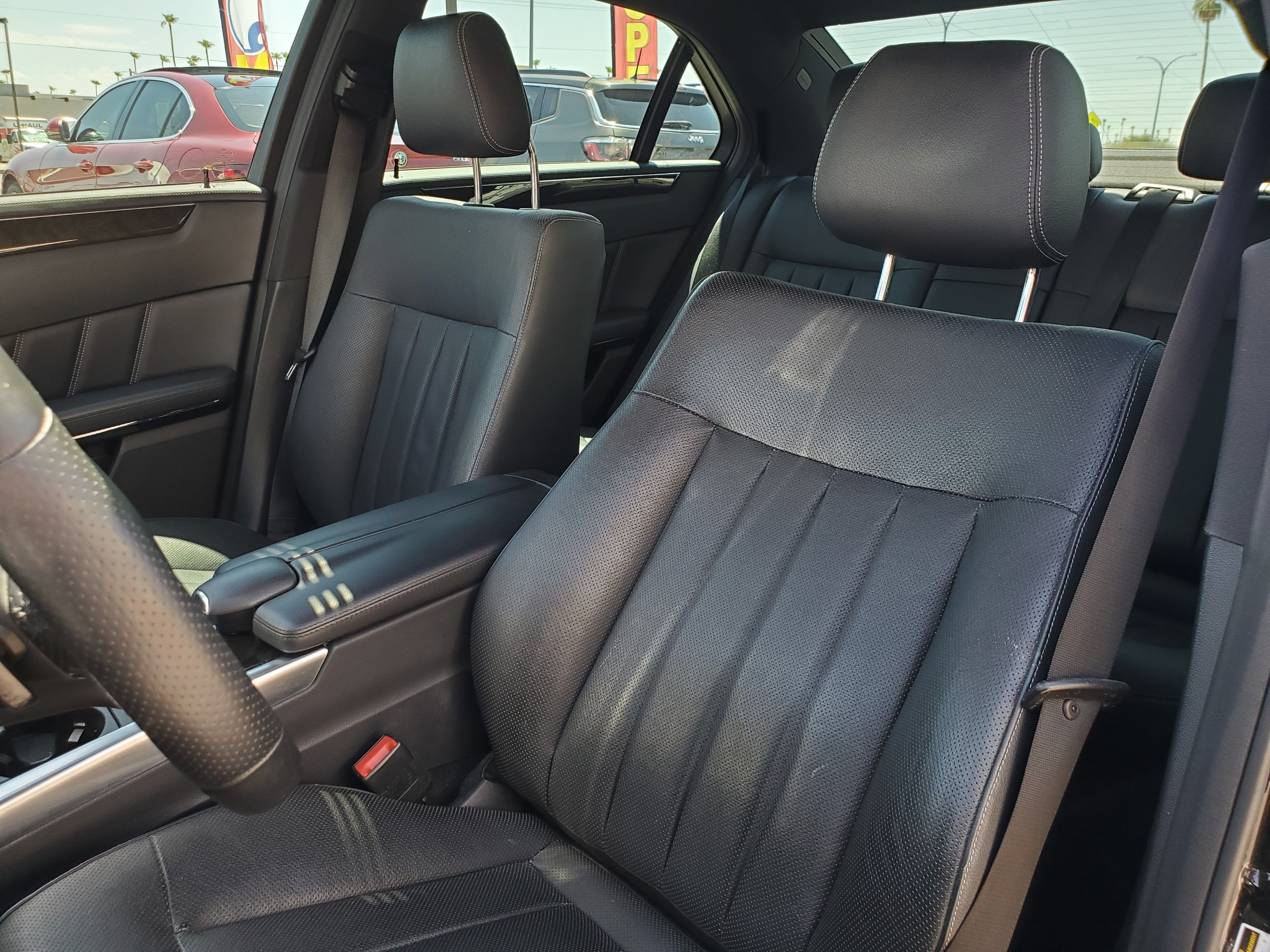 BLACK, 2016 MERCEDES-BENZ E-CLASS Image 21