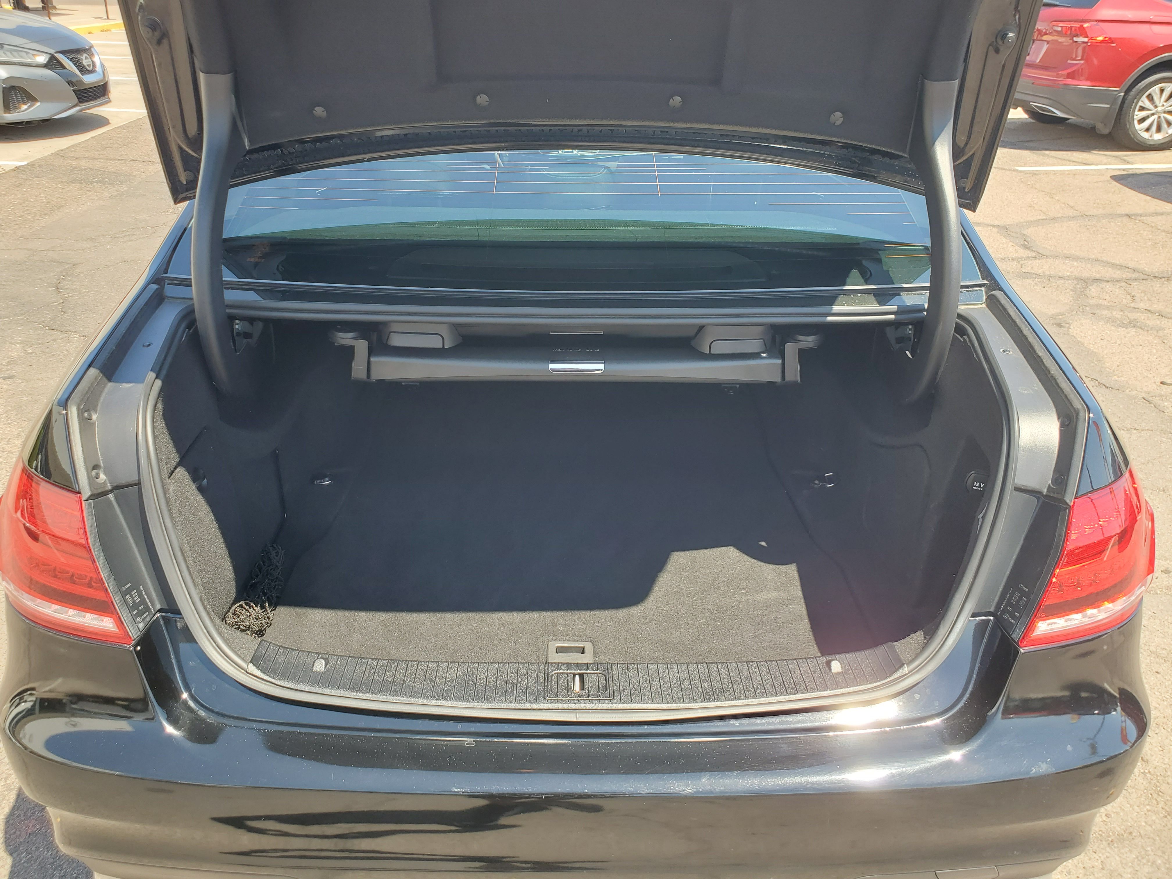 BLACK, 2016 MERCEDES-BENZ E-CLASS Image 47