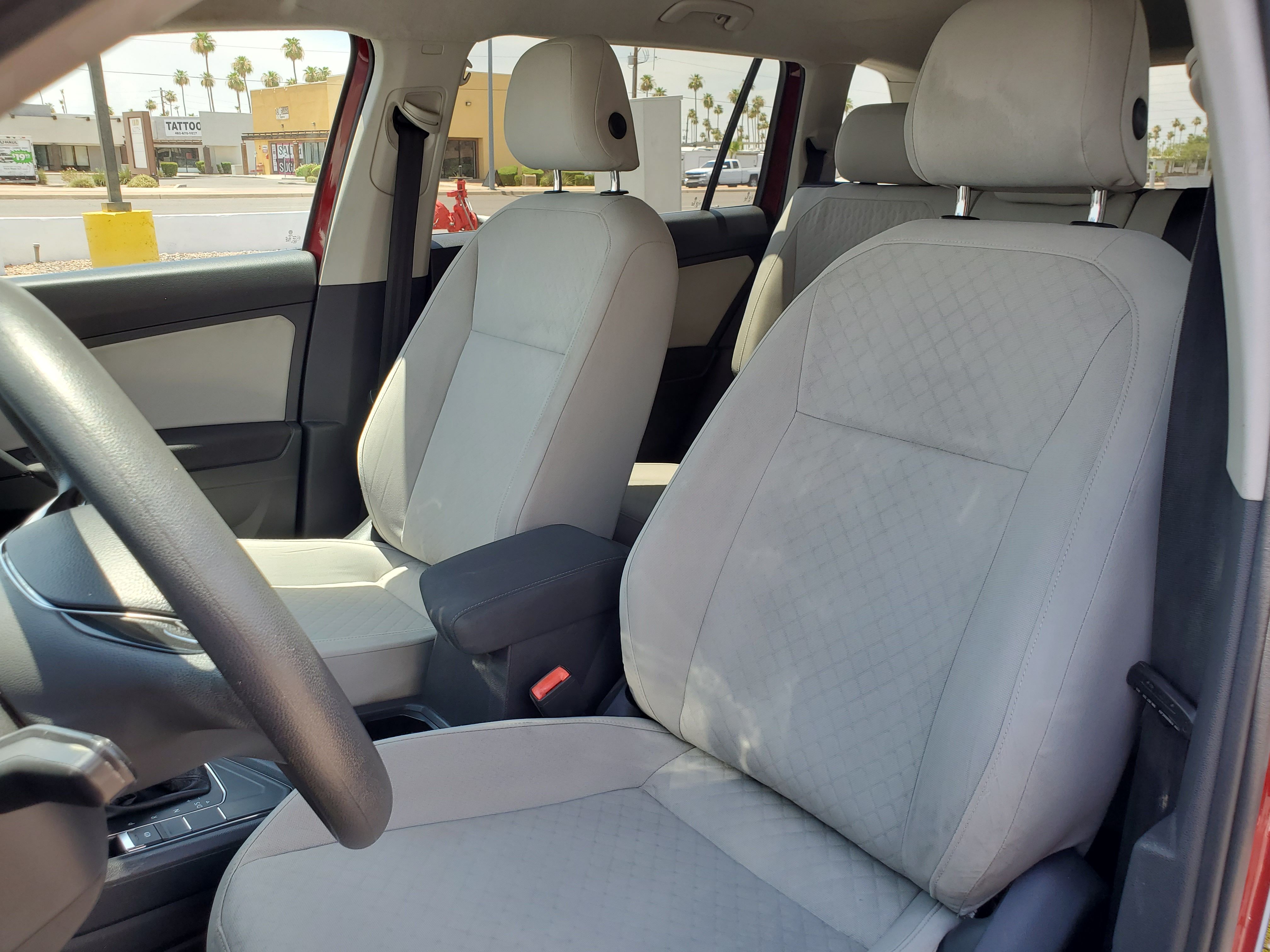 RED, 2019 VOLKSWAGEN TIGUAN Image 20